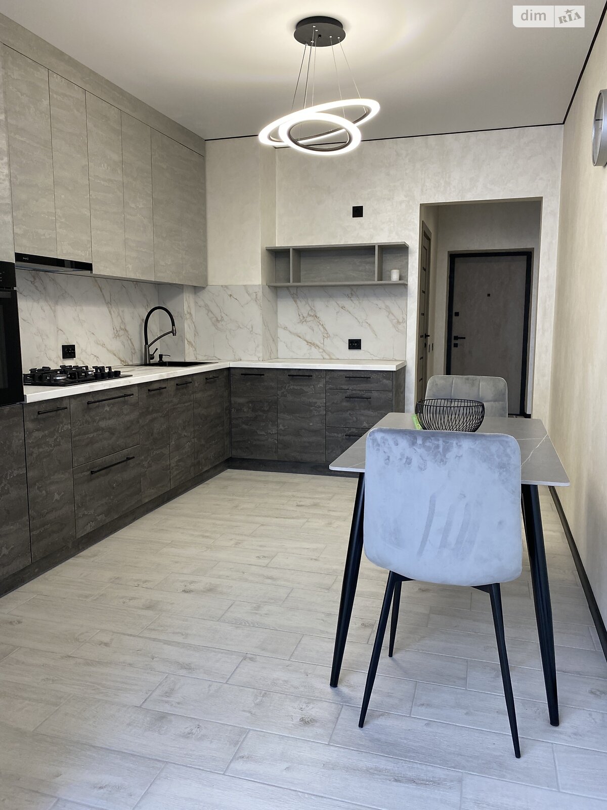 Продажа однокомнатной квартиры в Черновцах, на ул. Русская, район Первомайский фото 1 Продажа однокомнатной квартиры в Черновцах, на ул. Русская, район Первомайский фото 1