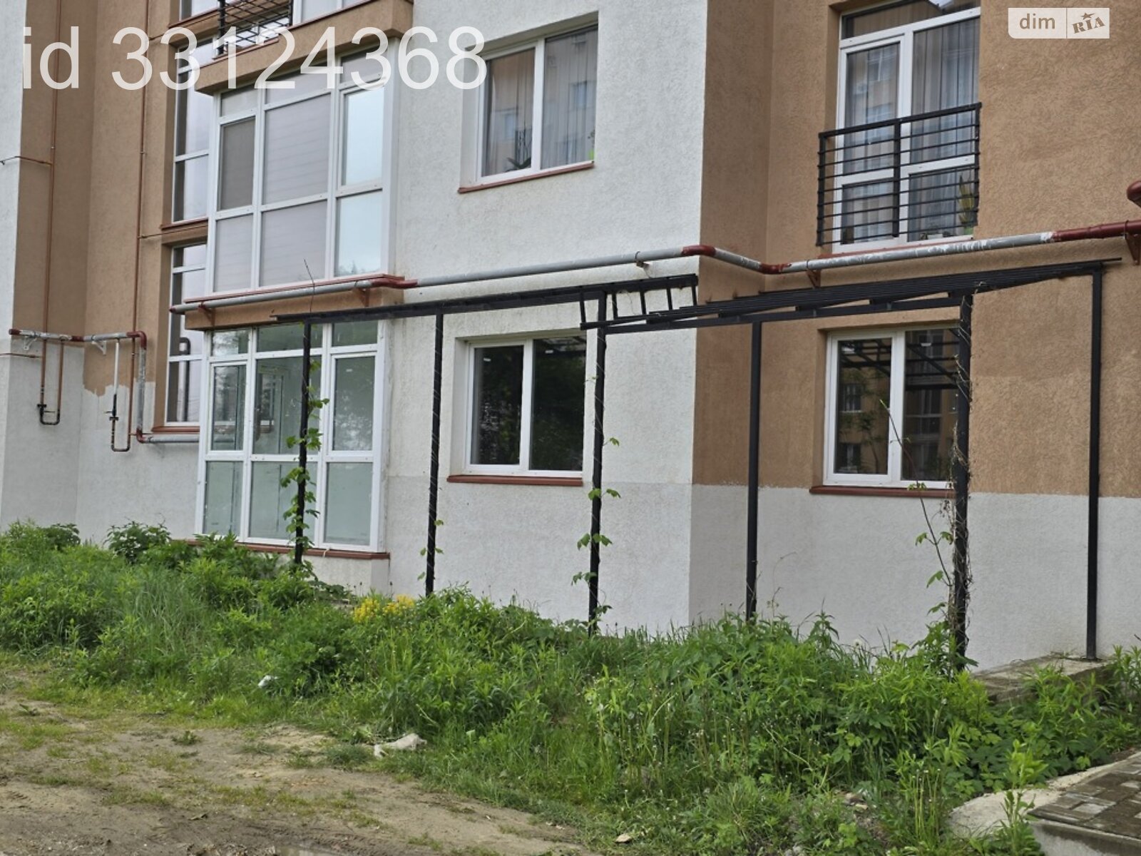 Продаж трикімнатної квартири в Чернівцях, на вул. Руська 241, район Першотравневий фото 1 Продаж трикімнатної квартири в Чернівцях, на вул. Руська 241, район Першотравневий фото 1