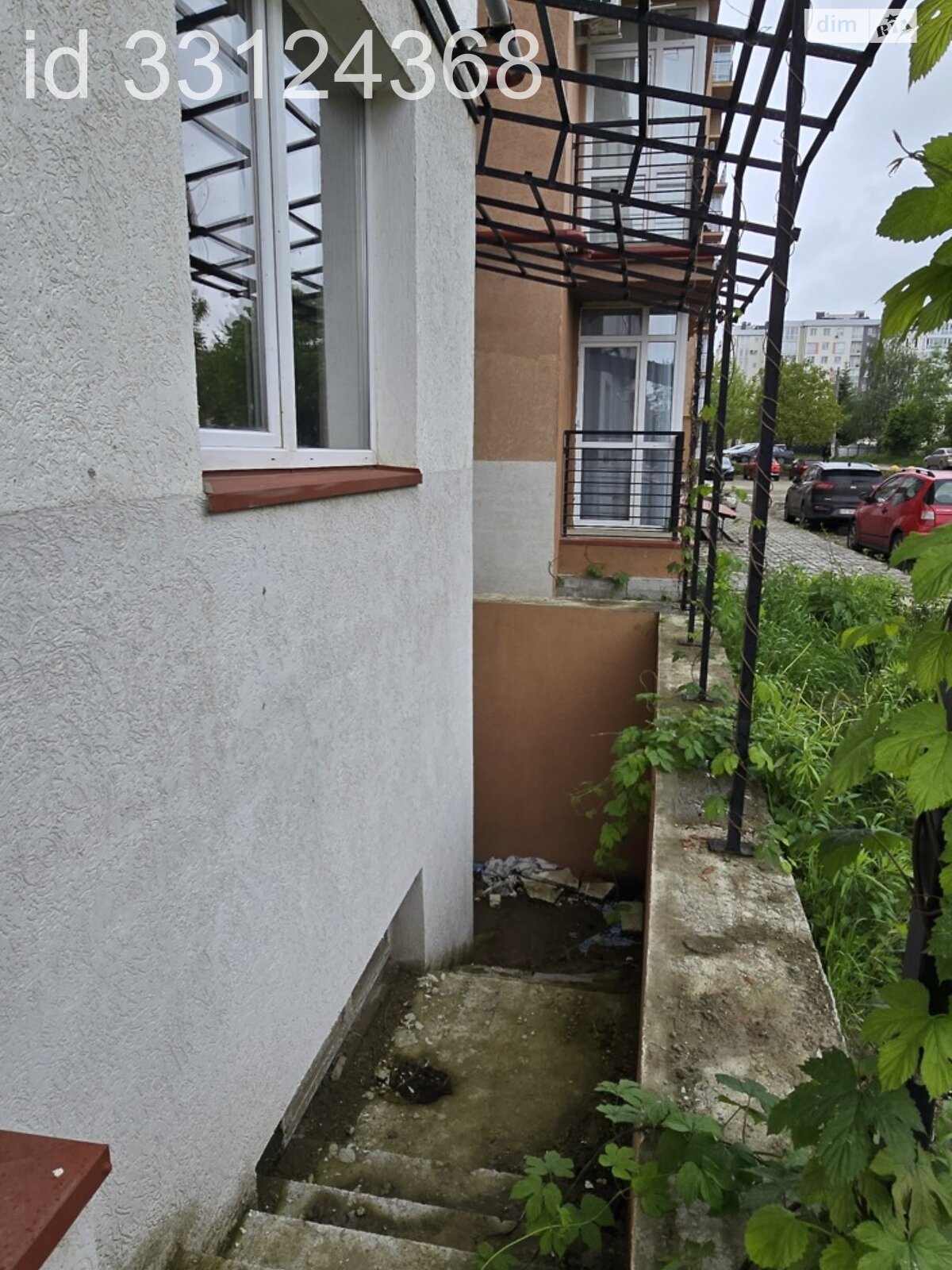 Продаж трикімнатної квартири в Чернівцях, на вул. Руська 241, район Першотравневий фото 1 Продаж трикімнатної квартири в Чернівцях, на вул. Руська 241, район Першотравневий фото 1