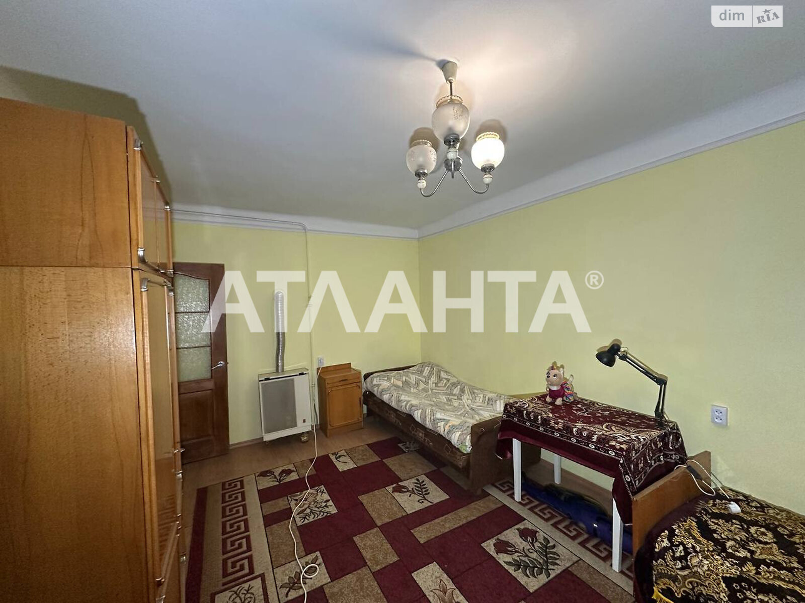 Продаж двокімнатної квартири в Чернівцях, на вул. Руська, район Першотравневий фото 1 Продаж двокімнатної квартири в Чернівцях, на вул. Руська, район Першотравневий фото 1