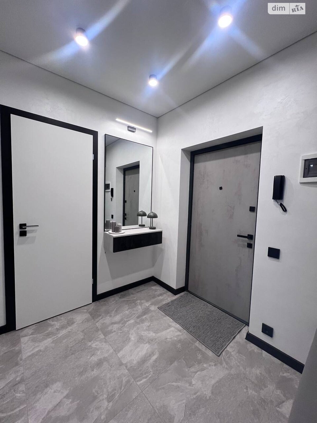 Продаж однокімнатної квартири в Чернівцях, на вул. Руська, район Першотравневий фото 1