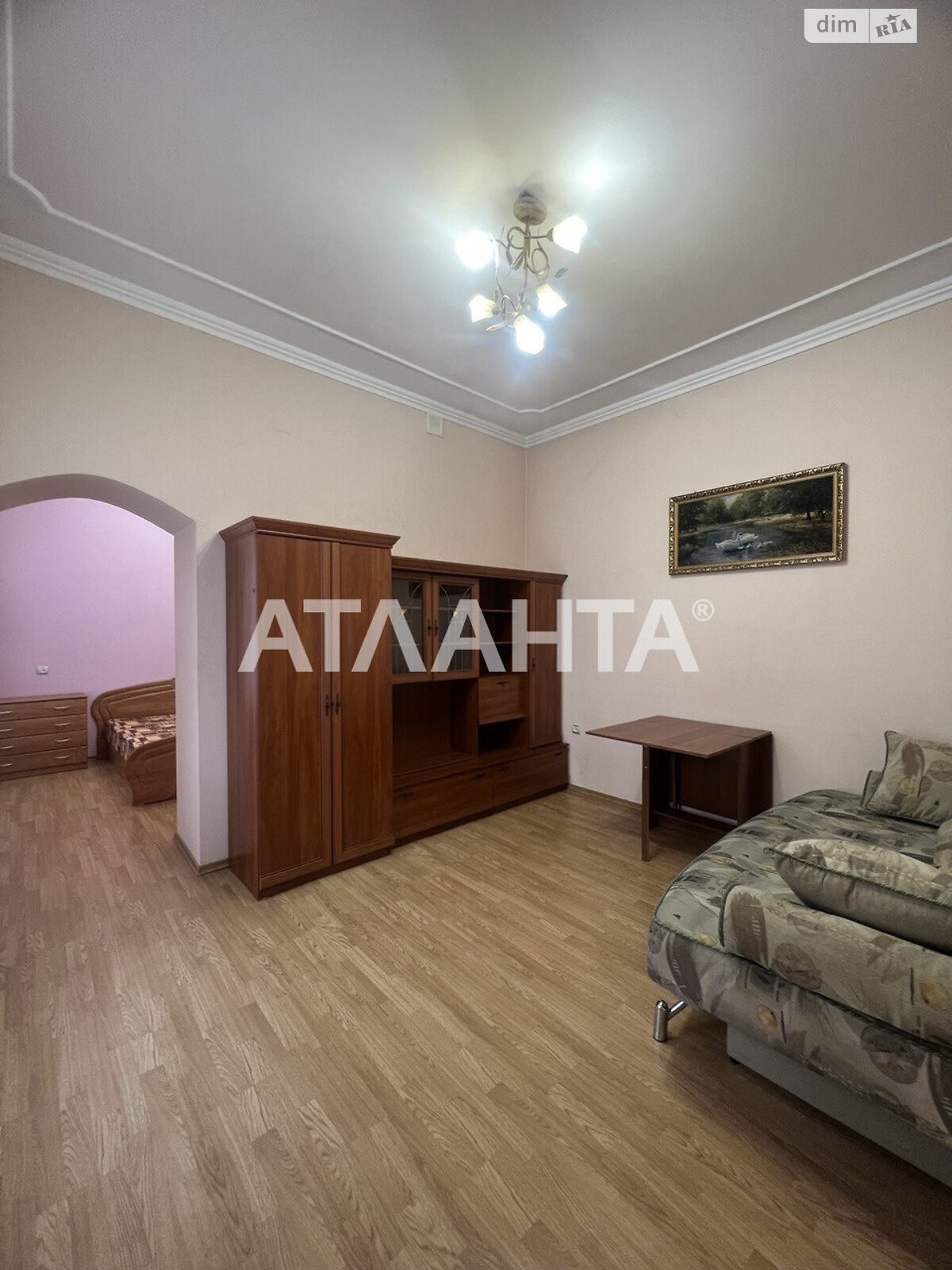 Продаж трикімнатної квартири в Чернівцях, на вул. Шептицького Андрея Митрополита, район Першотравневий фото 1 Продаж трикімнатної квартири в Чернівцях, на вул. Шептицького Андрея Митрополита, район Першотравневий фото 1