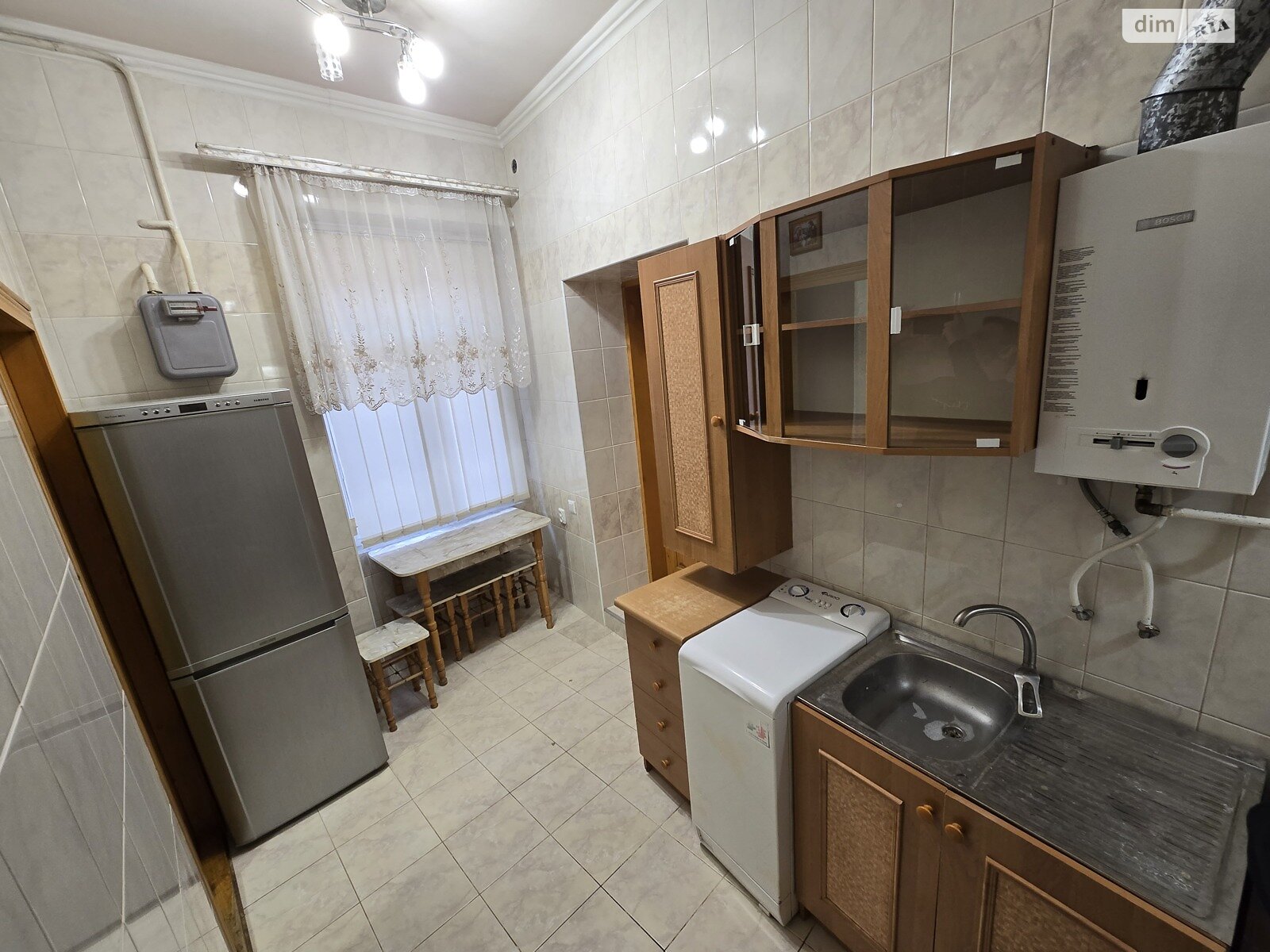 Продажа трехкомнатной квартиры в Черновцах, на ул. Шептицкого Андрея Митрополита 3, кв. 11, район Первомайский фото 1 Продажа трехкомнатной квартиры в Черновцах, на ул. Шептицкого Андрея Митрополита 3, кв. 11, район Первомайский фото 1