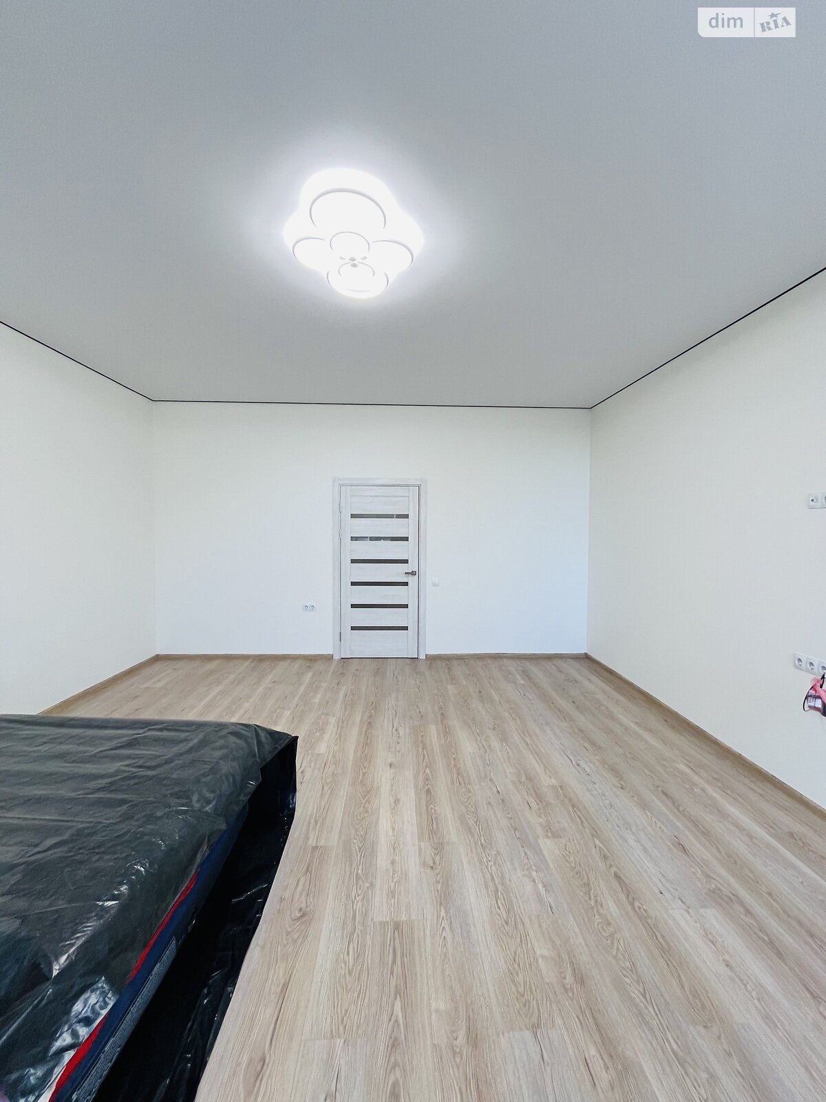 Продаж однокімнатної квартири в Чернівцях, на вул. Шолом-Алейхема, район Першотравневий фото 1