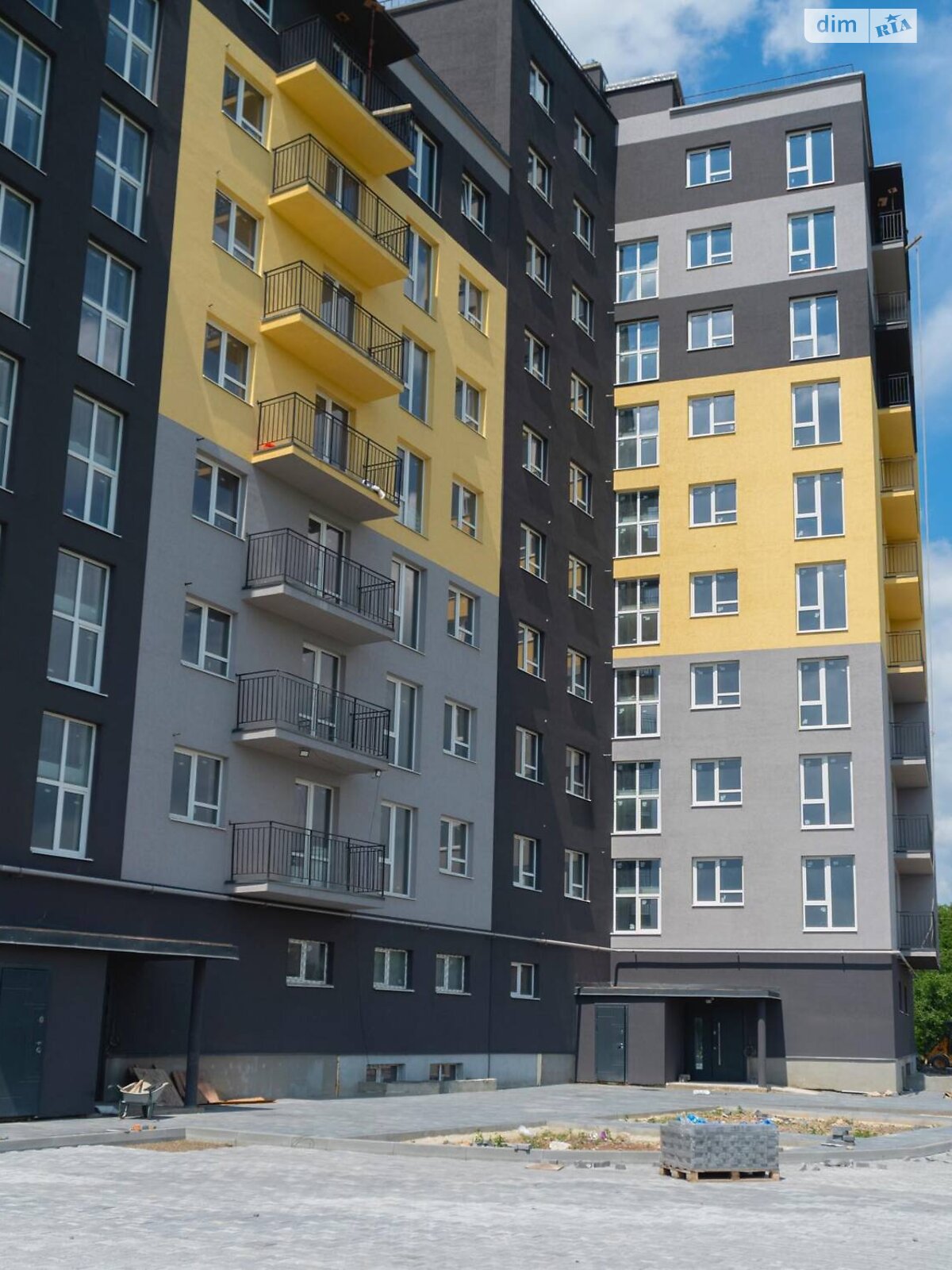 Продажа двухкомнатной квартиры в Черновцах, на ул. Таджикская 14, район Первомайский фото 1 Продажа двухкомнатной квартиры в Черновцах, на ул. Таджикская 14, район Первомайский фото 1