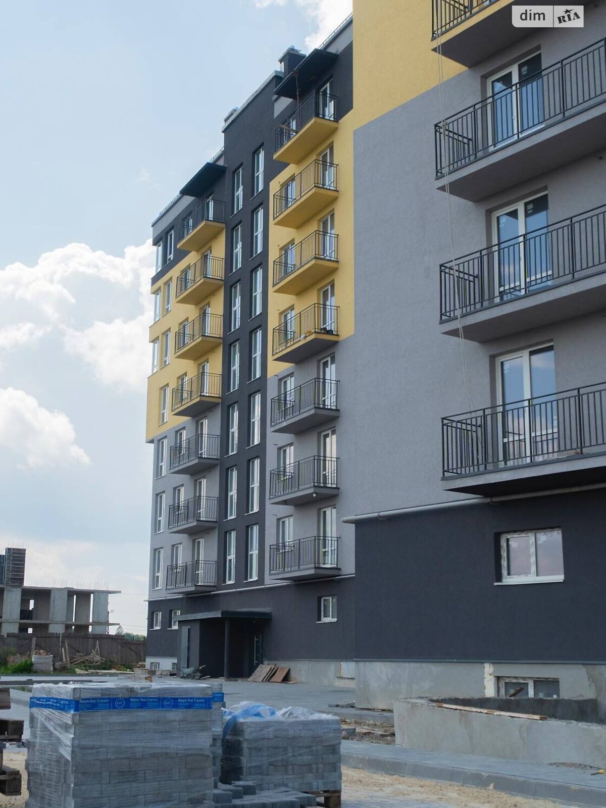 Продажа двухкомнатной квартиры в Черновцах, на ул. Таджикская 14, район Первомайский фото 1 Продажа двухкомнатной квартиры в Черновцах, на ул. Таджикская 14, район Первомайский фото 1