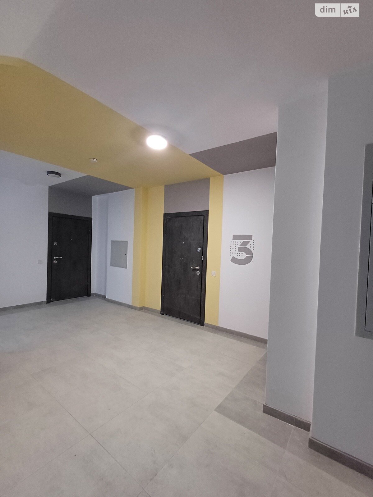 Продажа однокомнатной квартиры в Черновцах, на пер. Смотрицкий 14, район Первомайский фото 1