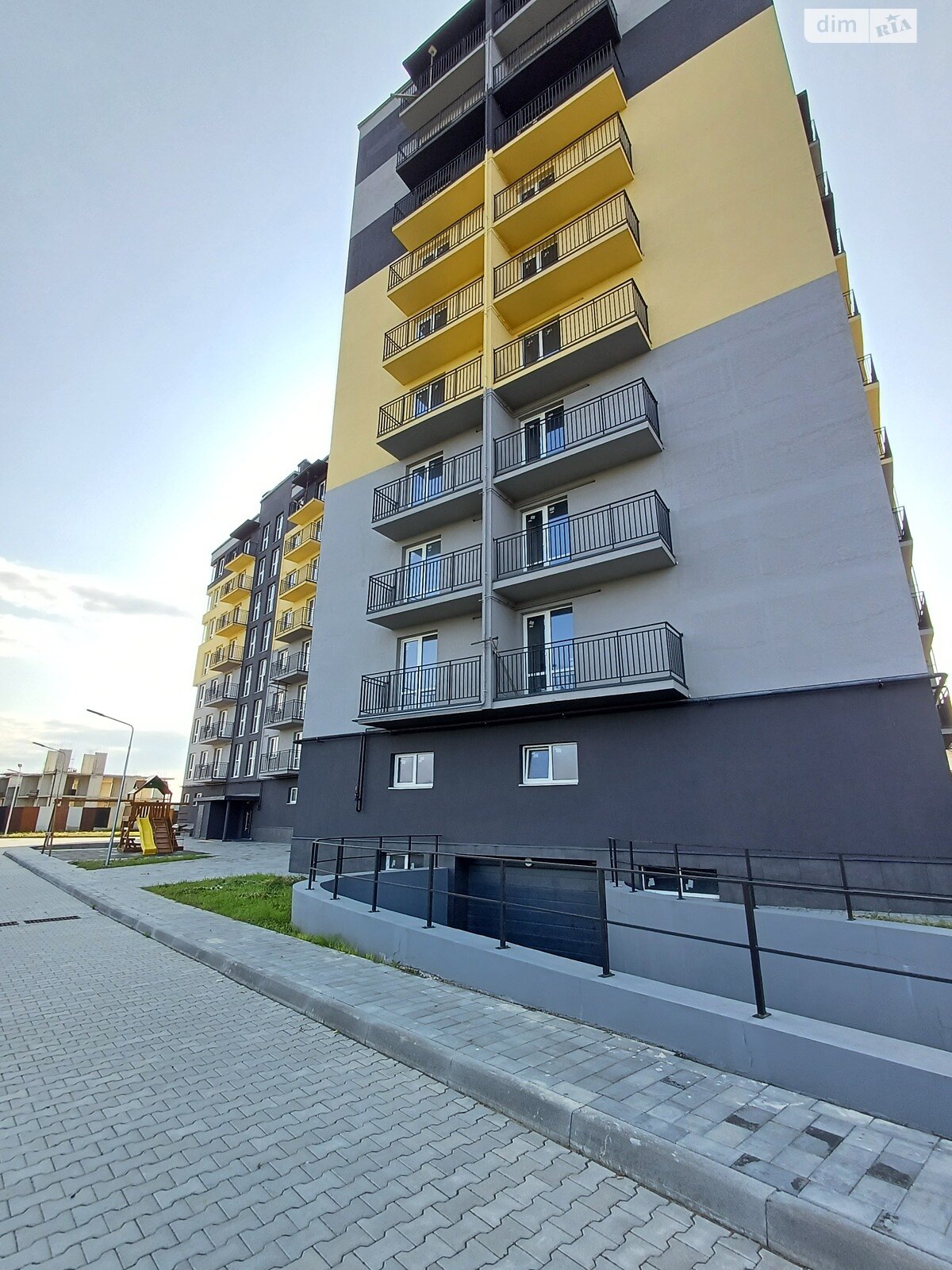 Продажа однокомнатной квартиры в Черновцах, на пер. Смотрицкий 14, район Первомайский фото 1