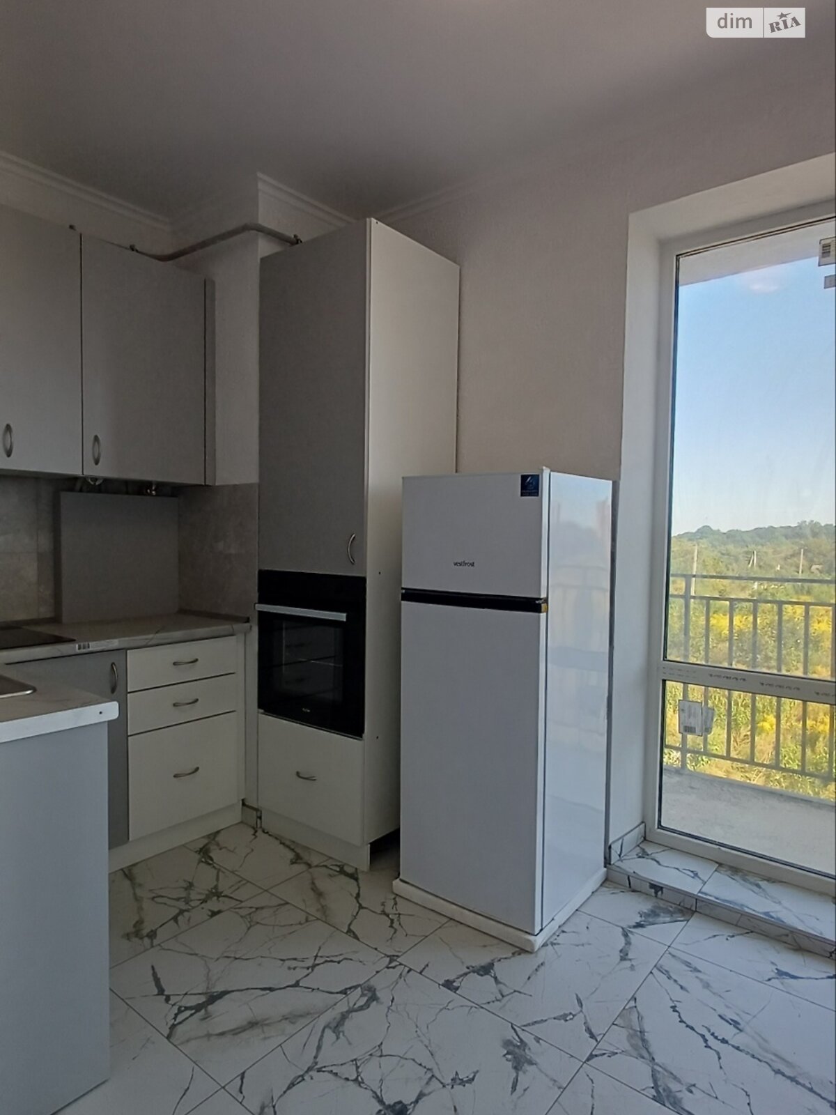 Продажа однокомнатной квартиры в Черновцах, на пер. Смотрицкий 14, район Первомайский фото 1