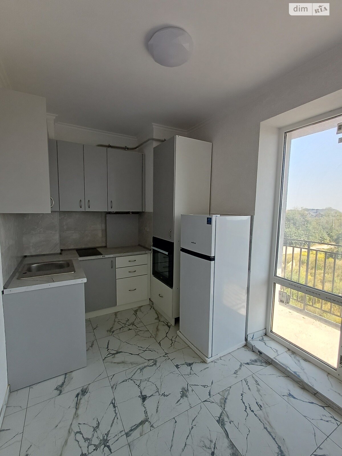 Продажа однокомнатной квартиры в Черновцах, на пер. Смотрицкий 14, район Первомайский фото 1