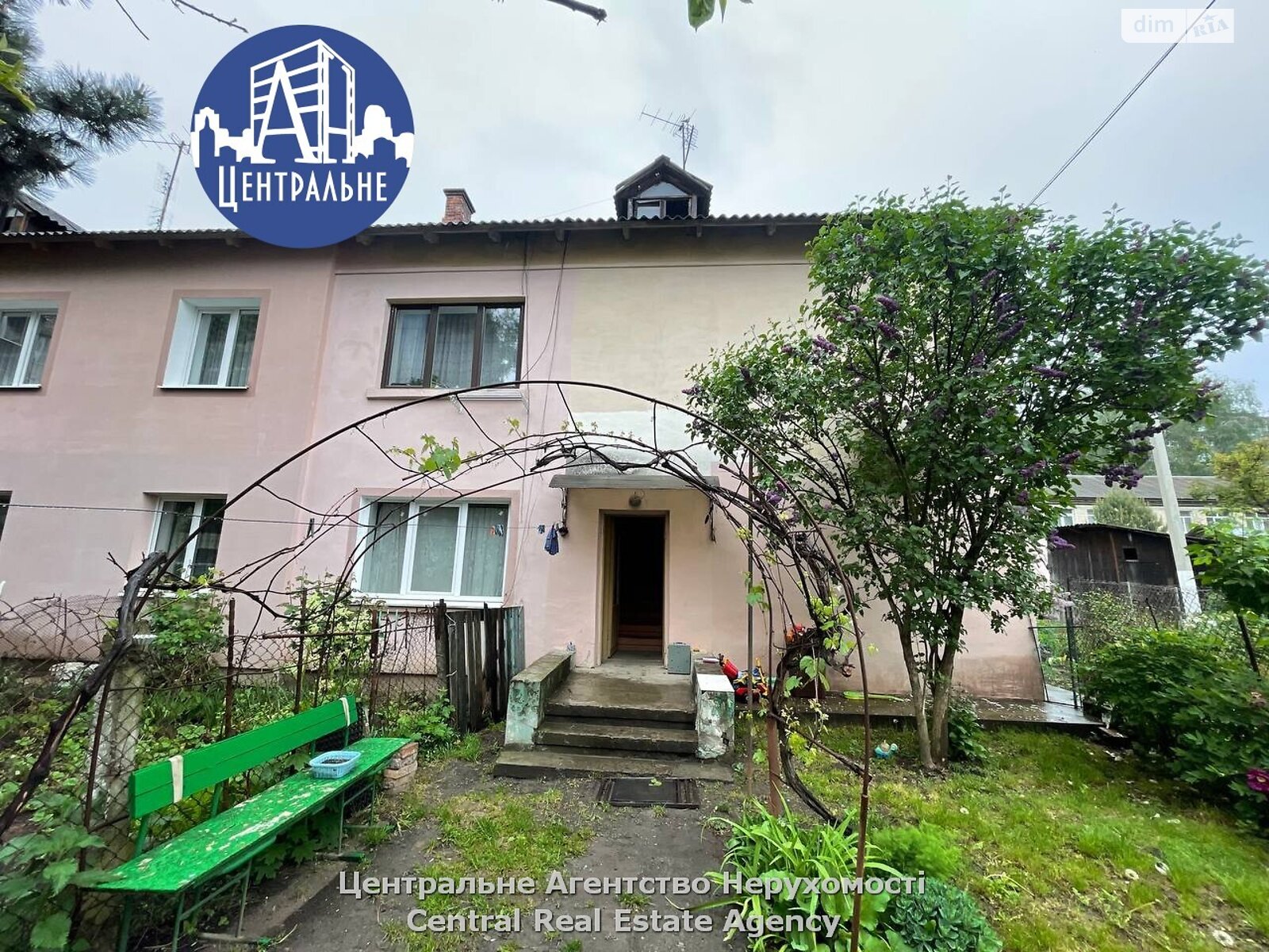 Продаж однокімнатної квартири в Чернівцях, на вул. Сосюри Володимира 3, район Першотравневий фото 1 Продаж однокімнатної квартири в Чернівцях, на вул. Сосюри Володимира 3, район Першотравневий фото 1