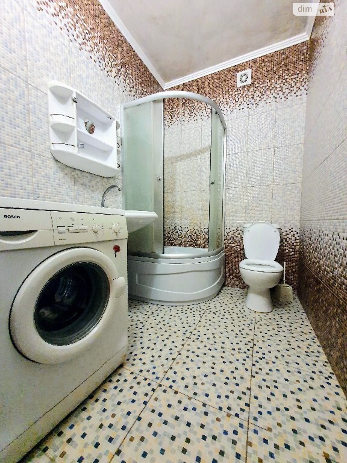 Продажа трехкомнатной квартиры в Черновцах, на ул. Строителей, район Первомайский фото 1 Продажа трехкомнатной квартиры в Черновцах, на ул. Строителей, район Первомайский фото 1