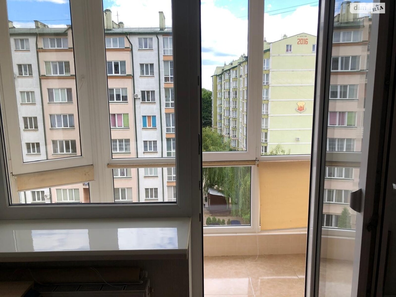 Продажа трехкомнатной квартиры в Черновцах, на ул. Строителей, район Первомайский фото 1 Продажа трехкомнатной квартиры в Черновцах, на ул. Строителей, район Первомайский фото 1