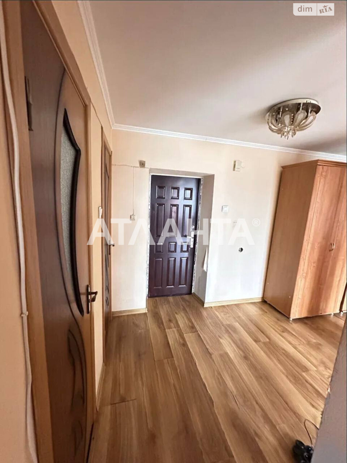Продажа однокомнатной квартиры в Черновцах, на ул. Текстильщиков, район Первомайский фото 1 Продажа однокомнатной квартиры в Черновцах, на ул. Текстильщиков, район Первомайский фото 1