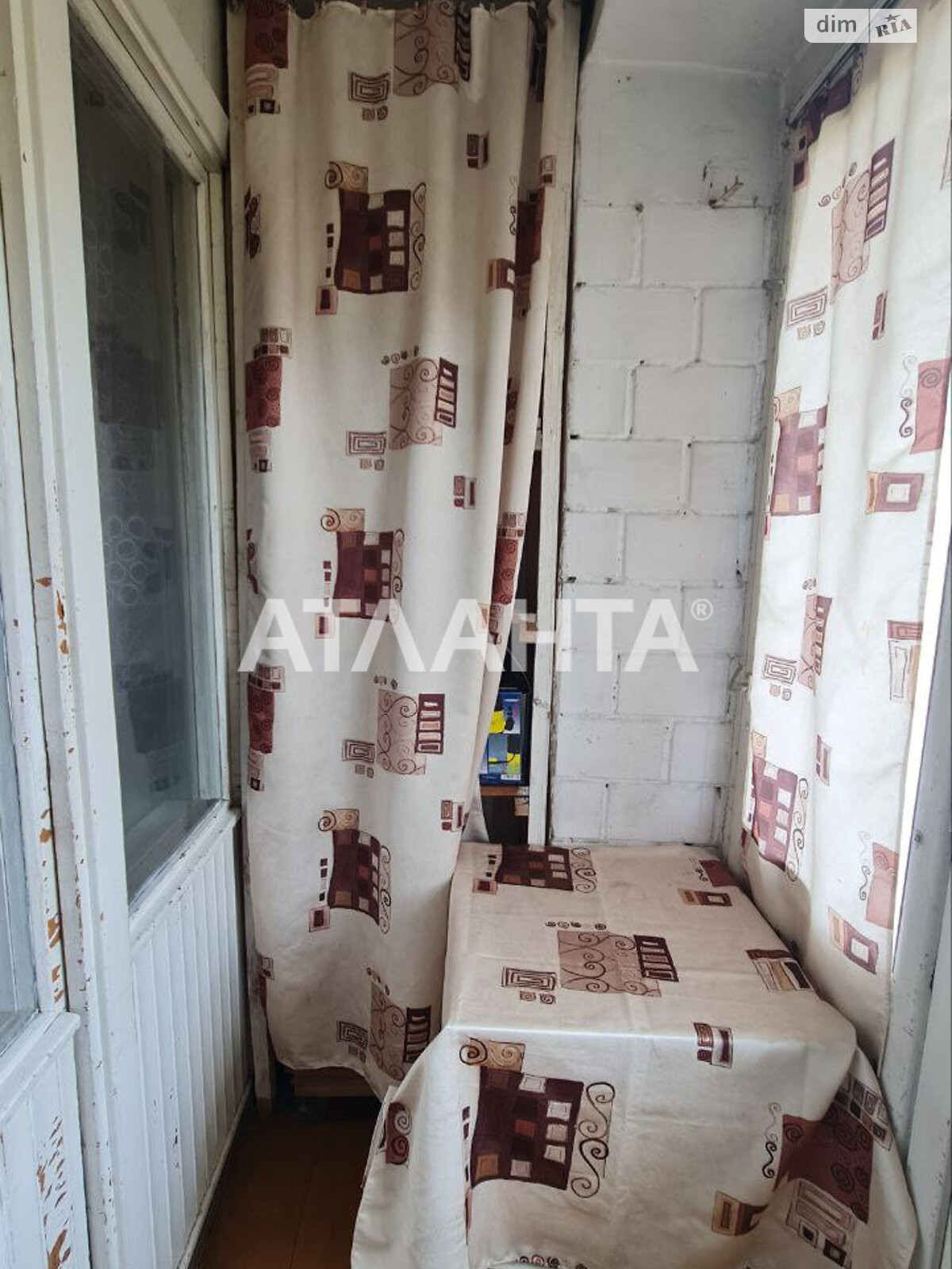 Продажа трехкомнатной квартиры в Черновцах, на ул. Залозецкого Владимира, район Первомайский фото 1 Продажа трехкомнатной квартиры в Черновцах, на ул. Залозецкого Владимира, район Первомайский фото 1