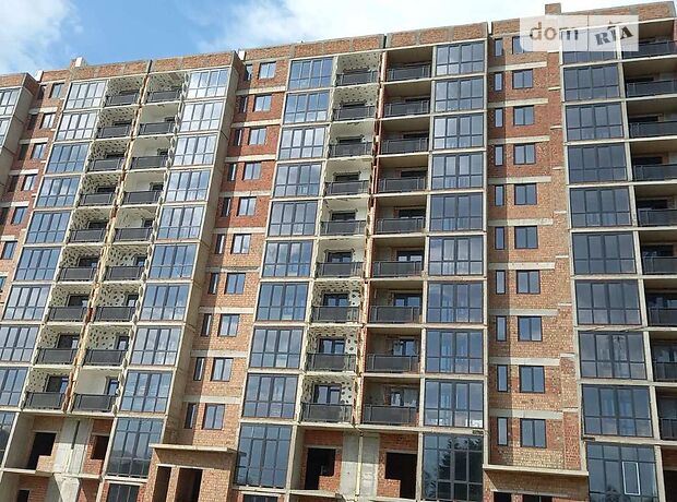 Продаж трикімнатної квартири в Чернівцях на вул. Руська 236б район Першотравневий фото 1 Продаж трикімнатної квартири в Чернівцях на вул. Руська 236б район Першотравневий фото 1