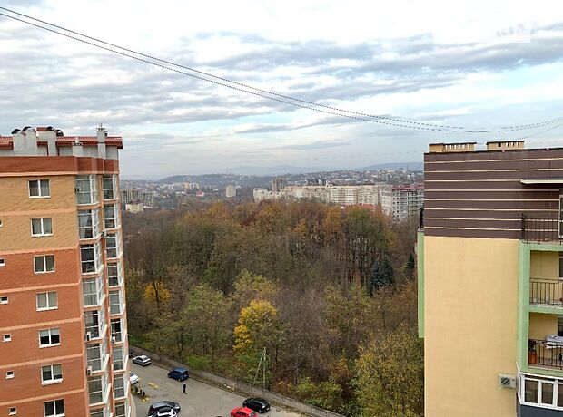 Продаж чотирикімнатної квартири в Чернівцях на вул. Рівненська 10 район Проспект фото 1 Продаж чотирикімнатної квартири в Чернівцях на вул. Рівненська 10 район Проспект фото 1