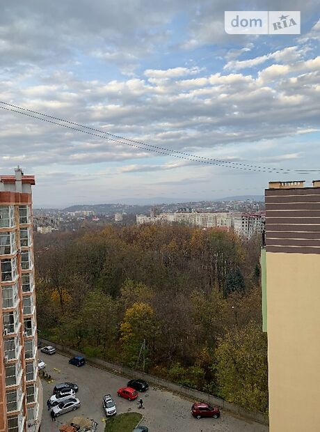 Продаж чотирикімнатної квартири в Чернівцях на вул. Рівненська 10 район Проспект фото 1 Продаж чотирикімнатної квартири в Чернівцях на вул. Рівненська 10 район Проспект фото 1