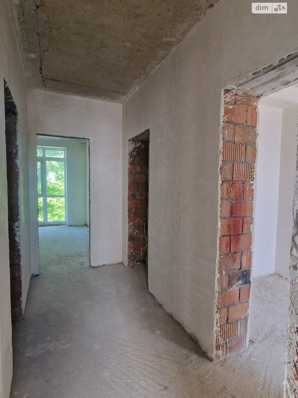 Продажа трехкомнатной квартиры в Черновцах, на ул. Пумнула Арона 29, район Центр фото 1 Продажа трехкомнатной квартиры в Черновцах, на ул. Пумнула Арона 29, район Центр фото 1