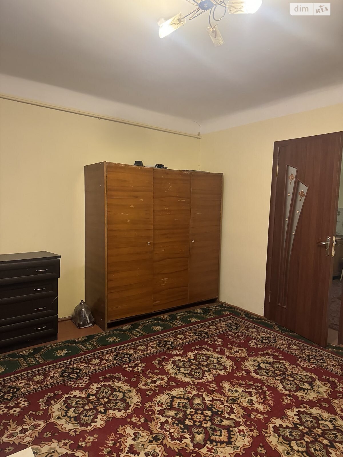 Продаж однокімнатної квартири в Чернівцях, на вул. Довгопільська 9, район Роша фото 1 Продаж однокімнатної квартири в Чернівцях, на вул. Довгопільська 9, район Роша фото 1