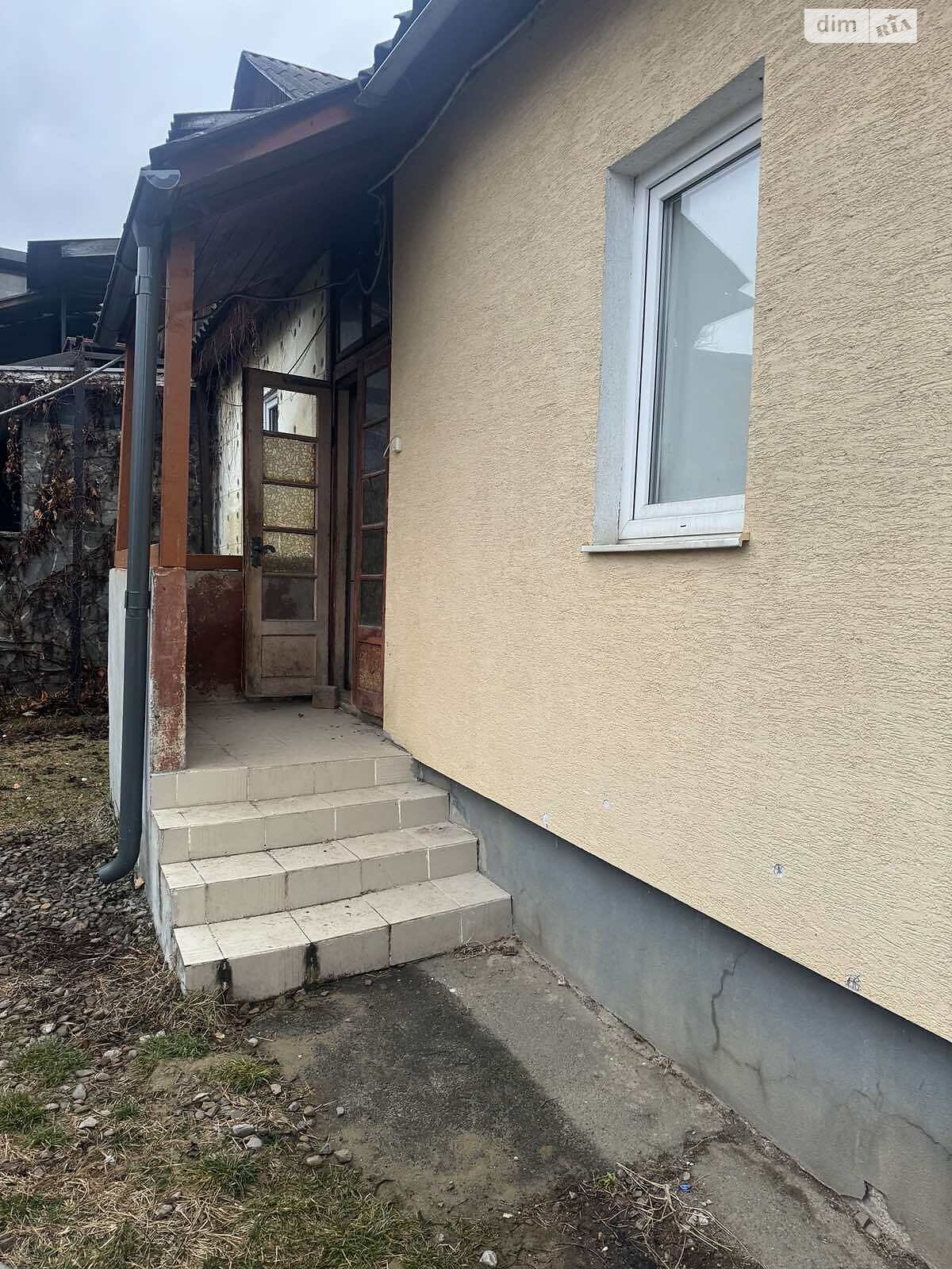 Продаж однокімнатної квартири в Чернівцях, на вул. Довгопільська 9, район Роша фото 1 Продаж однокімнатної квартири в Чернівцях, на вул. Довгопільська 9, район Роша фото 1
