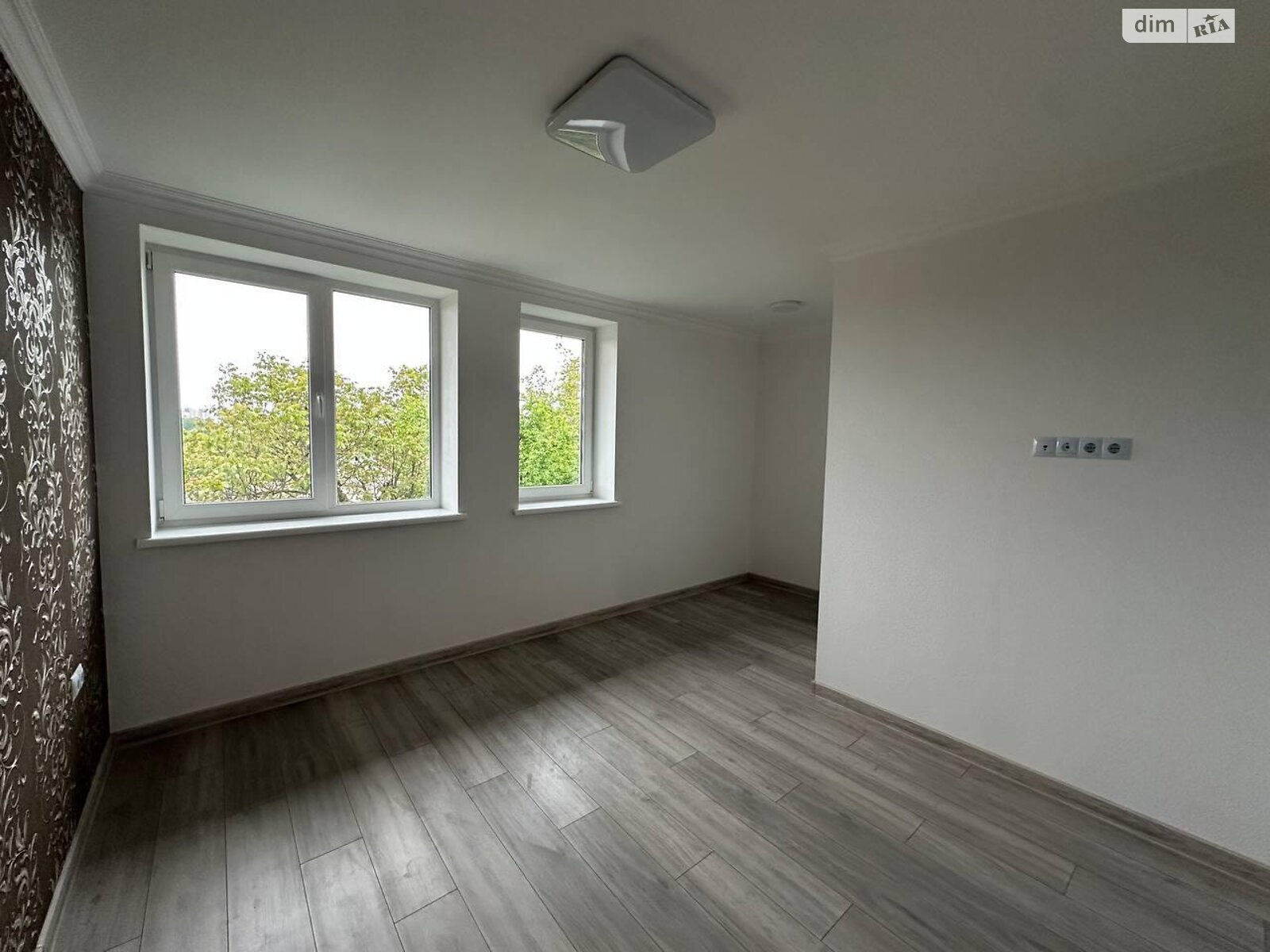 Продажа трехкомнатной квартиры в Черновцах, на ул. Квитки Цисык 2, район Роша фото 1 Продажа трехкомнатной квартиры в Черновцах, на ул. Квитки Цисык 2, район Роша фото 1