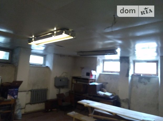 Продаж п`ятикімнатної квартири в Чернівцях на вул. Руська 36 район Першотравневий фото 1 Продаж п`ятикімнатної квартири в Чернівцях на вул. Руська 36 район Першотравневий фото 1
