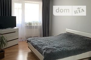 Продажа трехкомнатной квартиры в Черновцах, на Русская улица 229А, фото 2