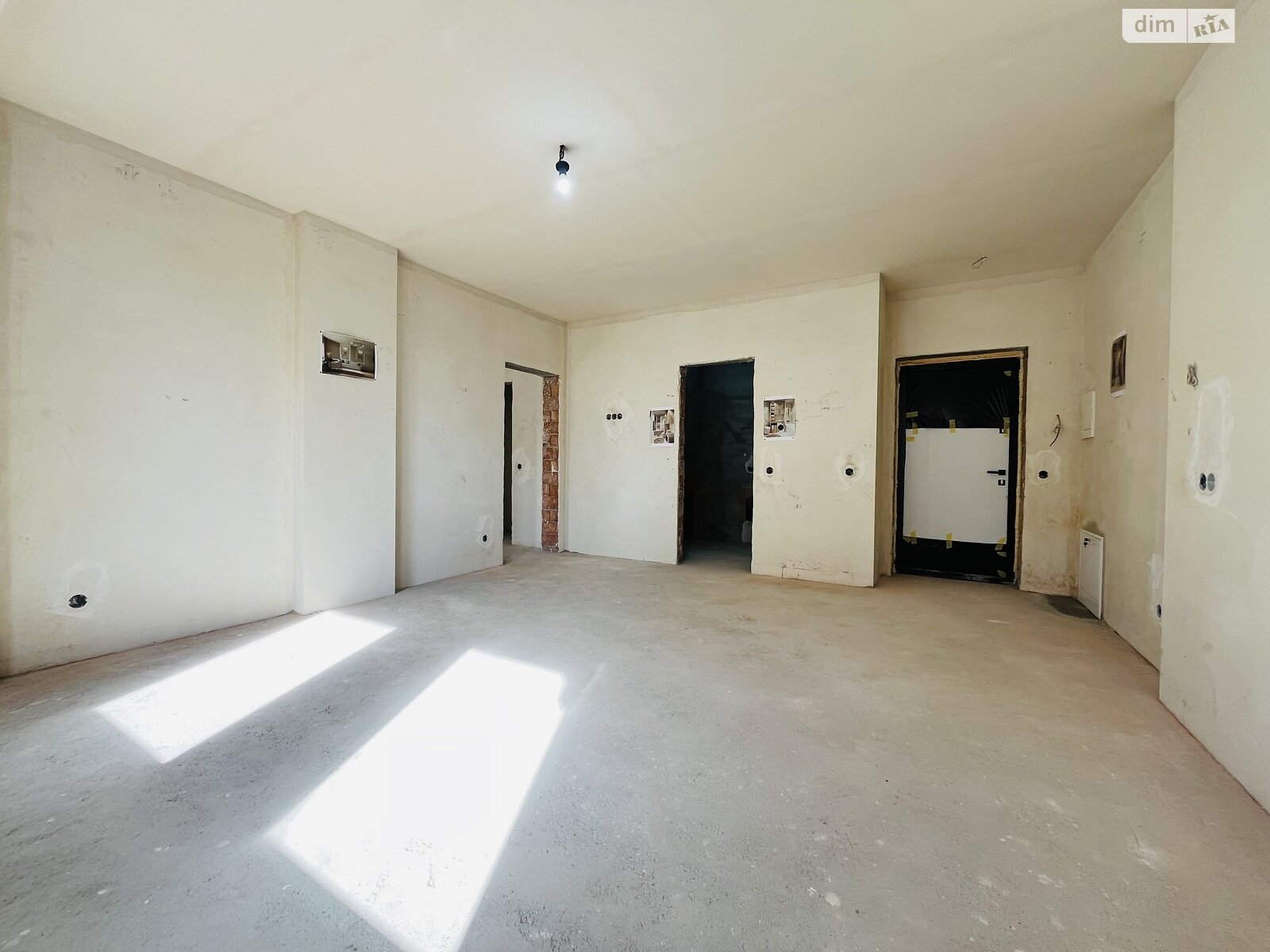 Продаж однокімнатної квартири в Чернівцях, на вул. Дмитра Ковальова 10, район Шевченківський фото 1 Продаж однокімнатної квартири в Чернівцях, на вул. Дмитра Ковальова 10, район Шевченківський фото 1