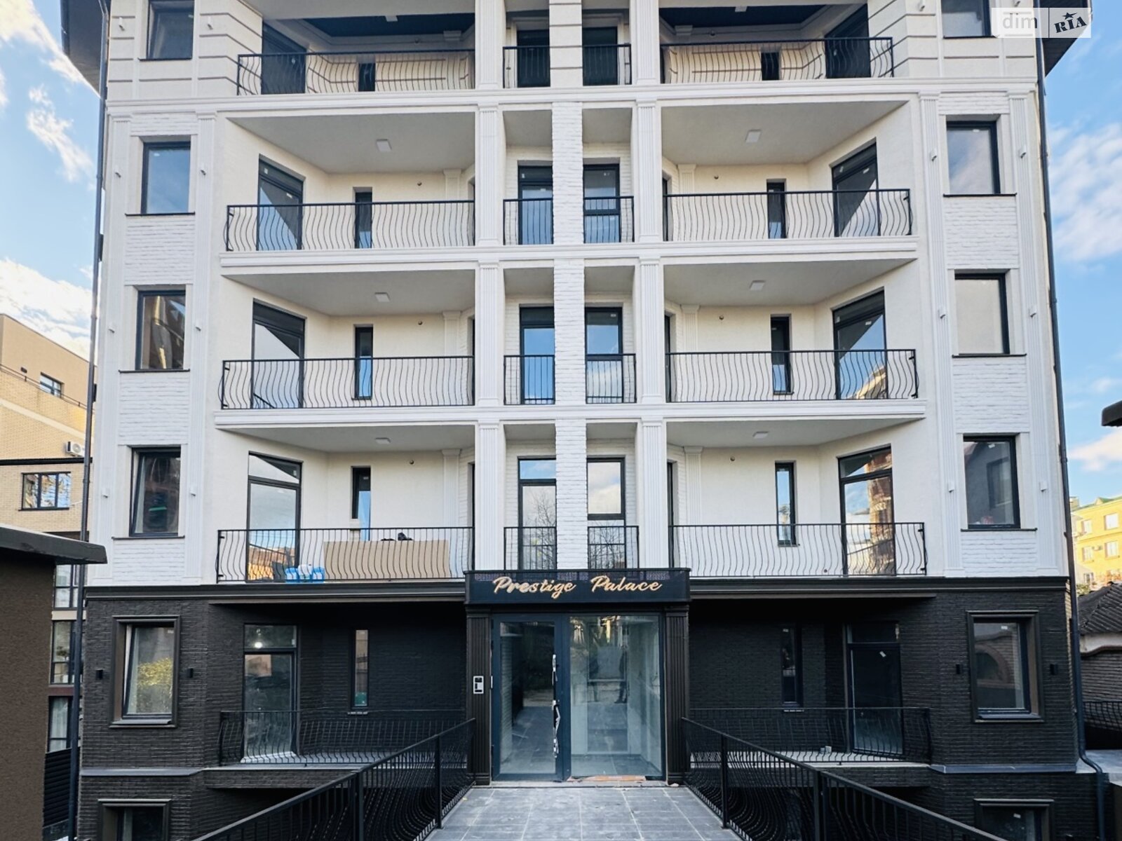 Продажа однокомнатной квартиры в Черновцах, на ул. Дмитрия Ковалева 14, район Шевченковский фото 1