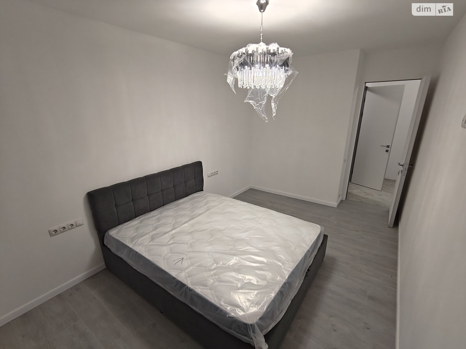 Продаж однокімнатної квартири в Чернівцях, на вул. Дзержика Корнелія, район Шевченківський фото 1 Продаж однокімнатної квартири в Чернівцях, на вул. Дзержика Корнелія, район Шевченківський фото 1