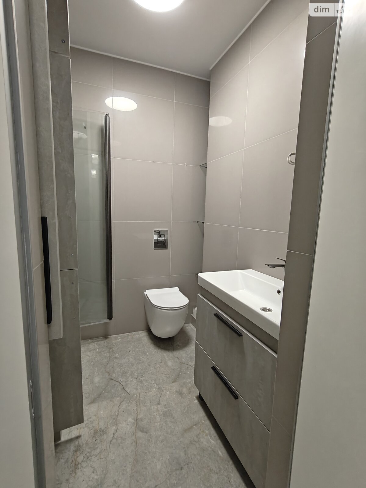 Продаж однокімнатної квартири в Чернівцях, на вул. Дзержика Корнелія, район Шевченківський фото 1 Продаж однокімнатної квартири в Чернівцях, на вул. Дзержика Корнелія, район Шевченківський фото 1