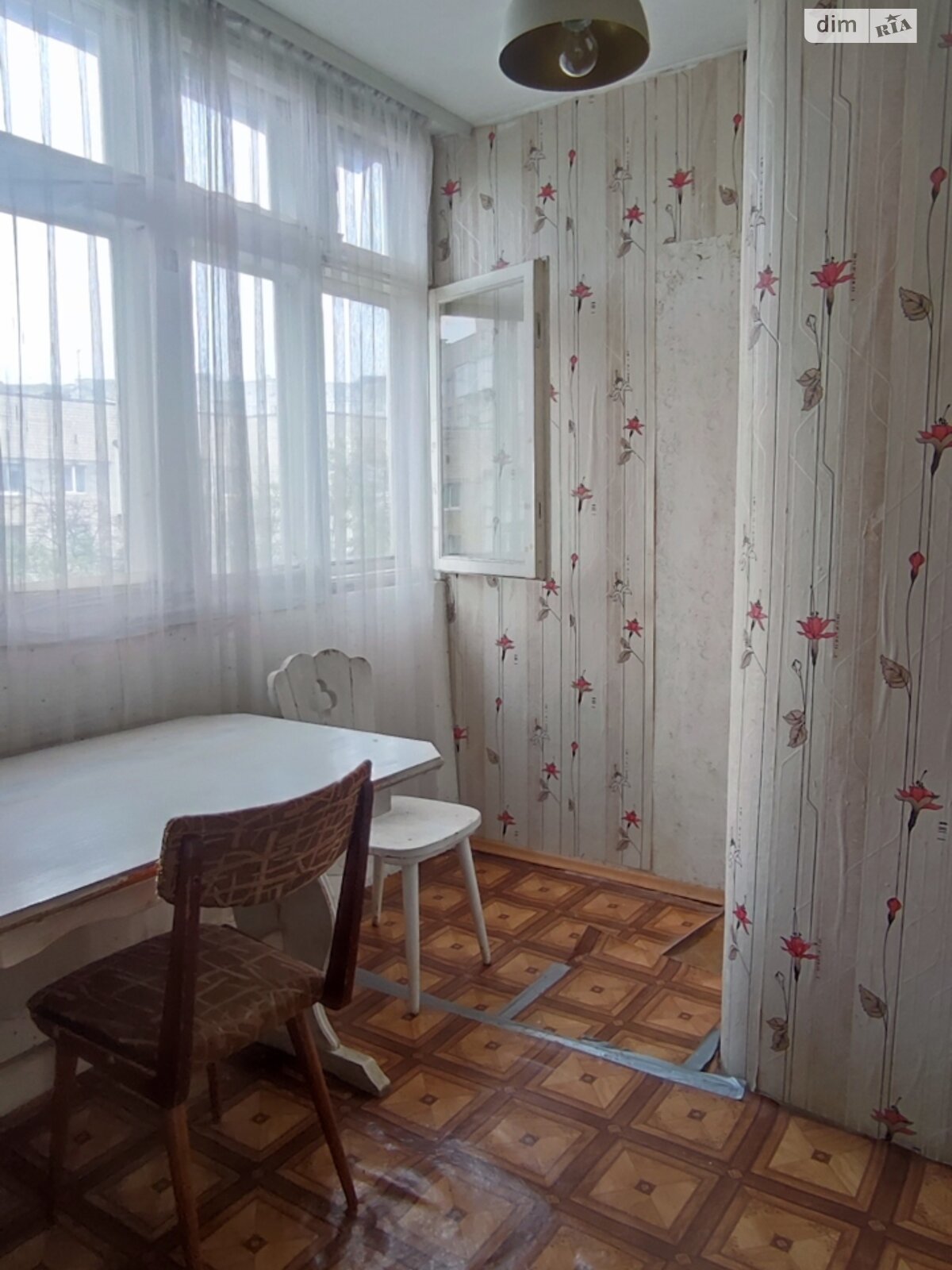 Продаж однокімнатної квартири в Чернівцях, на вул. Ентузіастів 4, район Шевченківський фото 1 Продаж однокімнатної квартири в Чернівцях, на вул. Ентузіастів 4, район Шевченківський фото 1