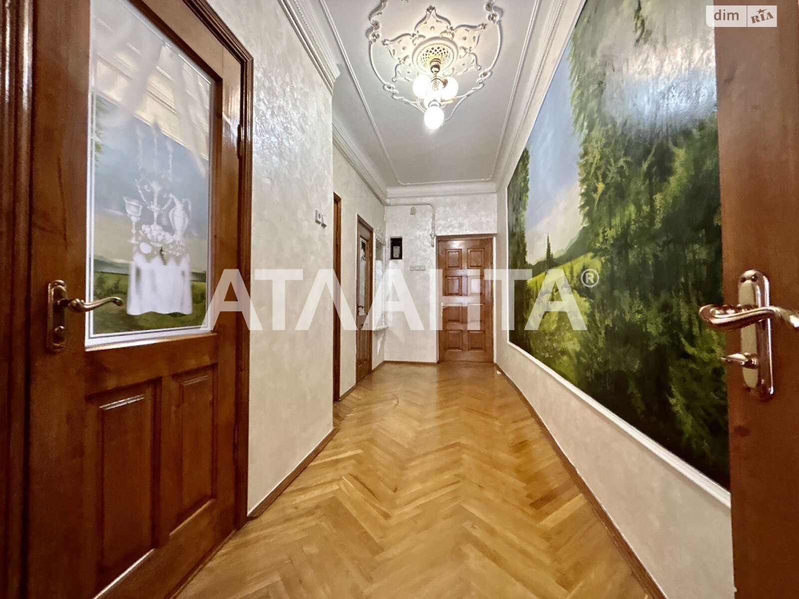 Продаж двокімнатної квартири в Чернівцях, на вул. Федьковича Юрія, район Шевченківський фото 1 Продаж двокімнатної квартири в Чернівцях, на вул. Федьковича Юрія, район Шевченківський фото 1
