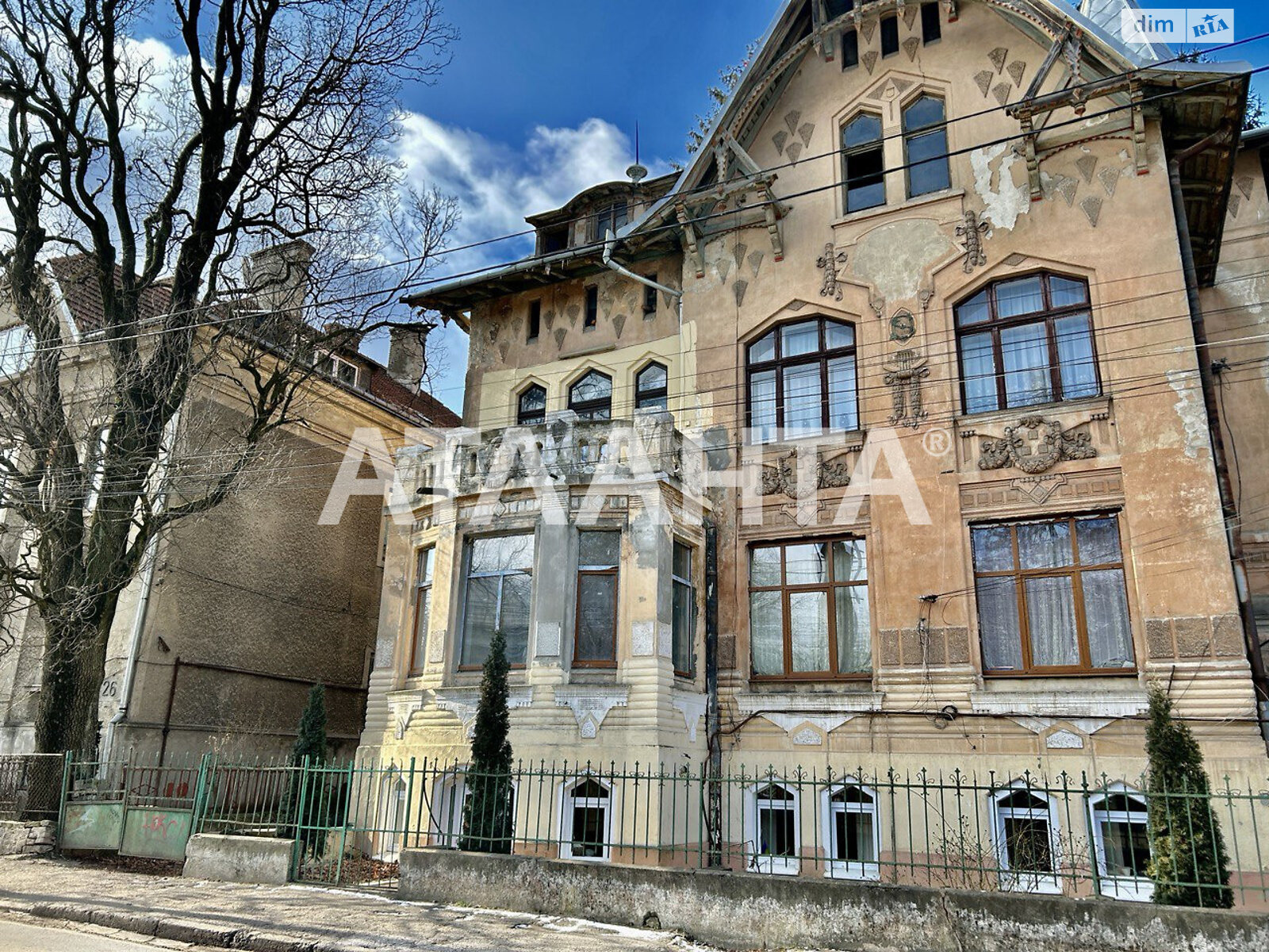 Продаж двокімнатної квартири в Чернівцях, на вул. Федьковича Юрія, район Шевченківський фото 1 Продаж двокімнатної квартири в Чернівцях, на вул. Федьковича Юрія, район Шевченківський фото 1