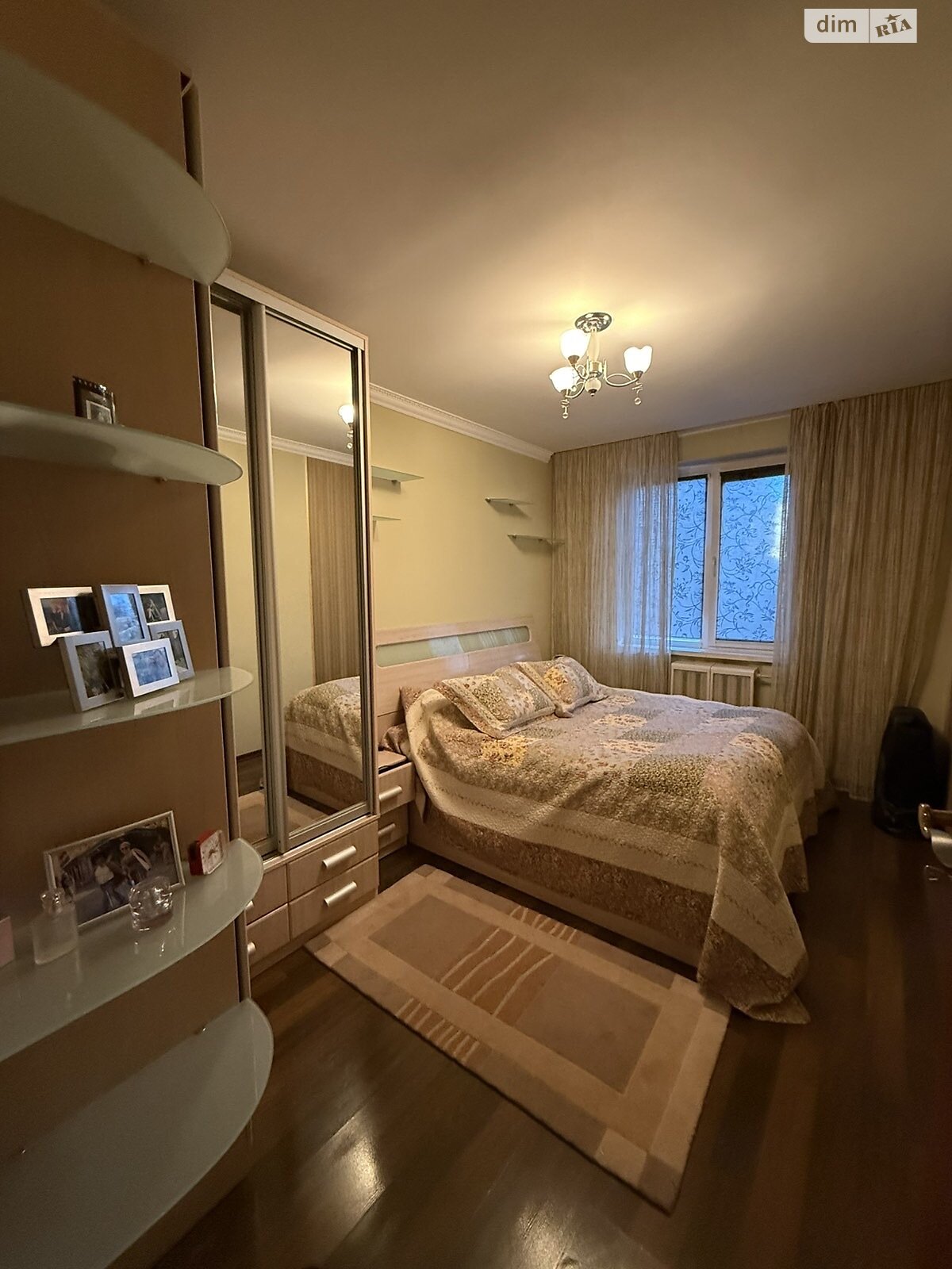 Продаж двокімнатної квартири в Чернівцях, на бул. Героїв Крут 18, район Шевченківський фото 1 Продаж двокімнатної квартири в Чернівцях, на бул. Героїв Крут 18, район Шевченківський фото 1