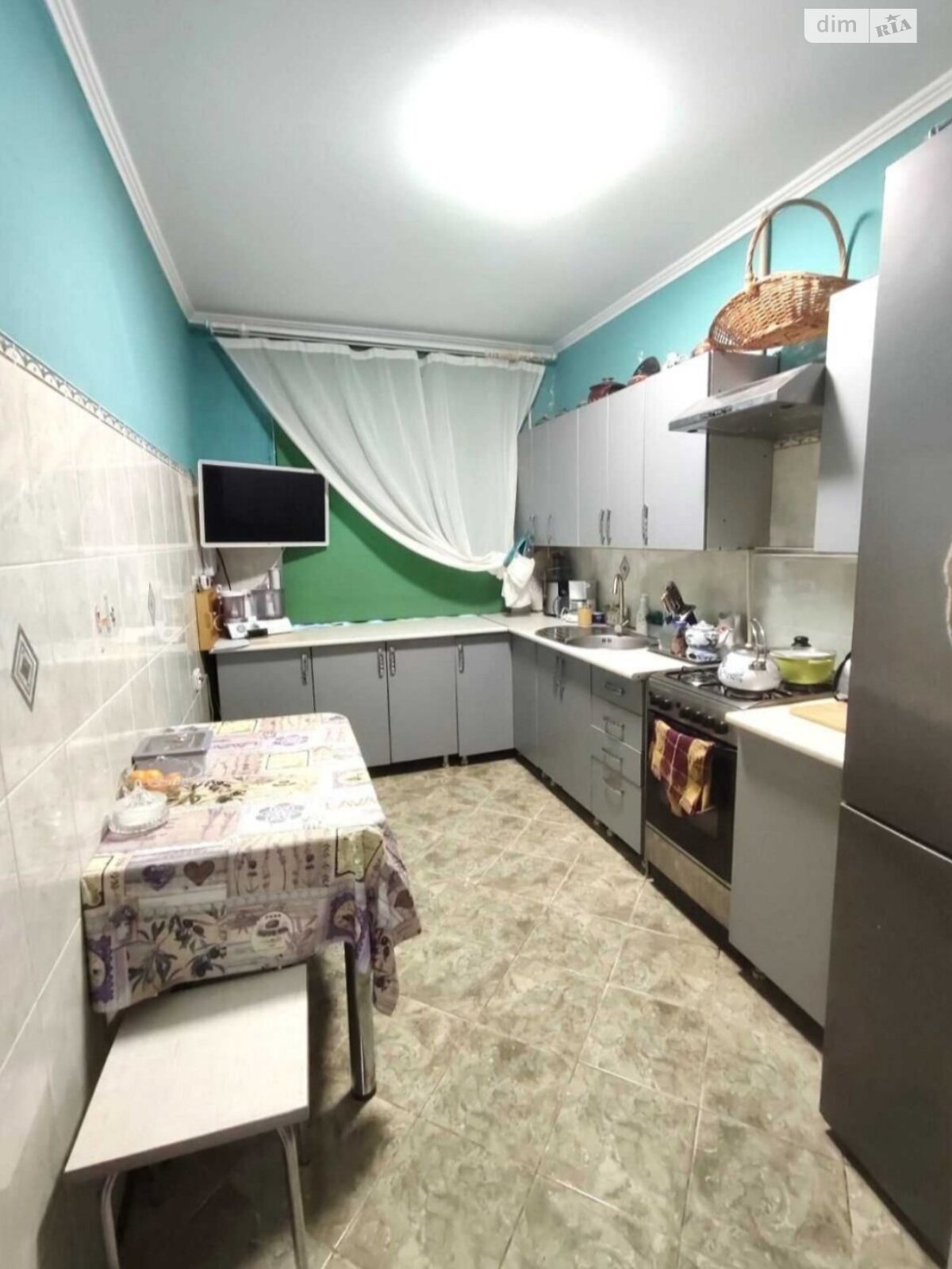 Продажа трехкомнатной квартиры в Черновцах, на бул. Героев Крут, район Шевченковский фото 1 Продажа трехкомнатной квартиры в Черновцах, на бул. Героев Крут, район Шевченковский фото 1