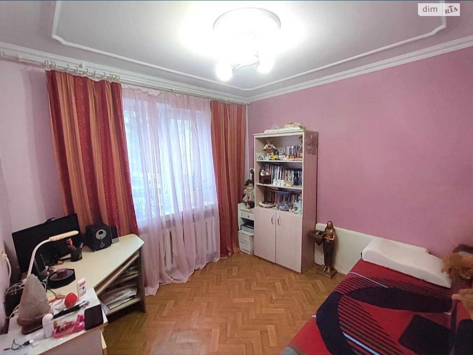 Продажа трехкомнатной квартиры в Черновцах, на бул. Героев Крут, район Шевченковский фото 1 Продажа трехкомнатной квартиры в Черновцах, на бул. Героев Крут, район Шевченковский фото 1