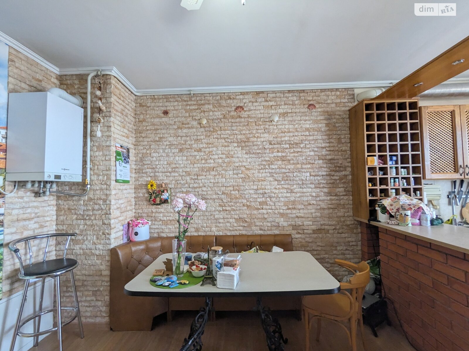Продажа трехкомнатной квартиры в Черновцах, на ул. Героев Майдана 53, район Шевченковский фото 1 Продажа трехкомнатной квартиры в Черновцах, на ул. Героев Майдана 53, район Шевченковский фото 1