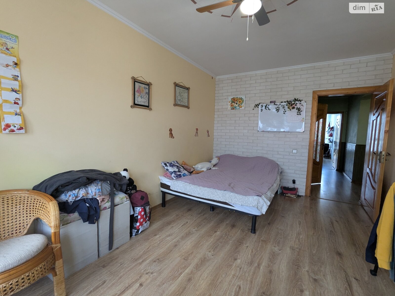 Продажа трехкомнатной квартиры в Черновцах, на ул. Героев Майдана 53, район Шевченковский фото 1 Продажа трехкомнатной квартиры в Черновцах, на ул. Героев Майдана 53, район Шевченковский фото 1