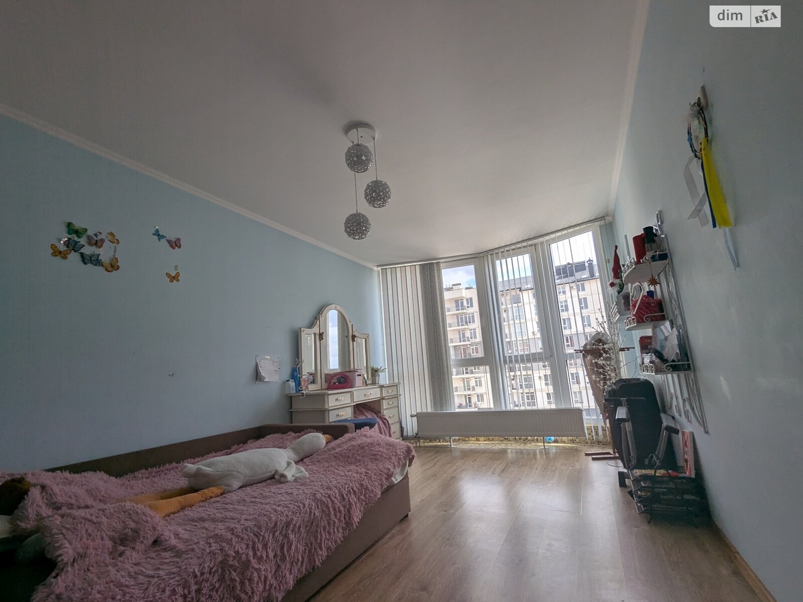 Продажа трехкомнатной квартиры в Черновцах, на ул. Героев Майдана 53, район Шевченковский фото 1 Продажа трехкомнатной квартиры в Черновцах, на ул. Героев Майдана 53, район Шевченковский фото 1