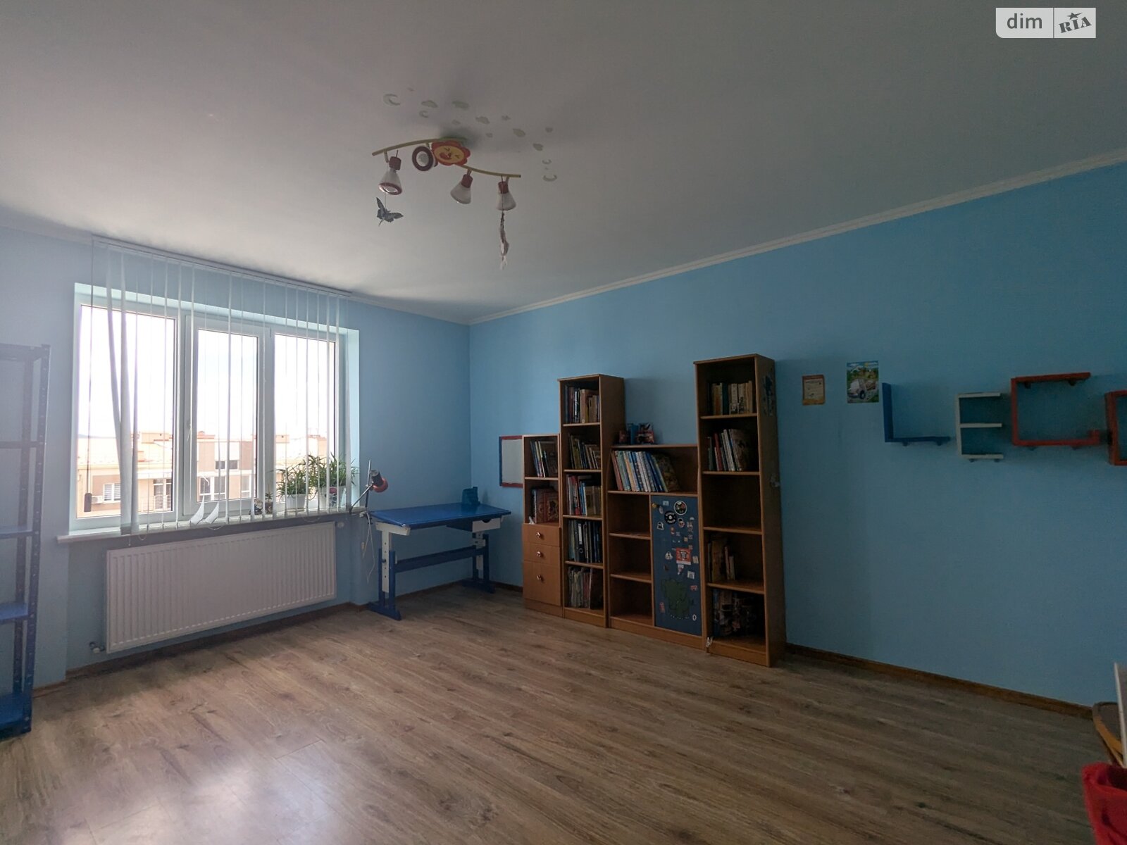 Продажа трехкомнатной квартиры в Черновцах, на ул. Героев Майдана 53, район Шевченковский фото 1 Продажа трехкомнатной квартиры в Черновцах, на ул. Героев Майдана 53, район Шевченковский фото 1