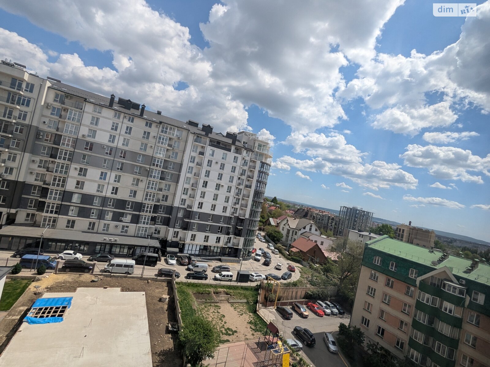 Продажа трехкомнатной квартиры в Черновцах, на ул. Героев Майдана 53, район Шевченковский фото 1 Продажа трехкомнатной квартиры в Черновцах, на ул. Героев Майдана 53, район Шевченковский фото 1