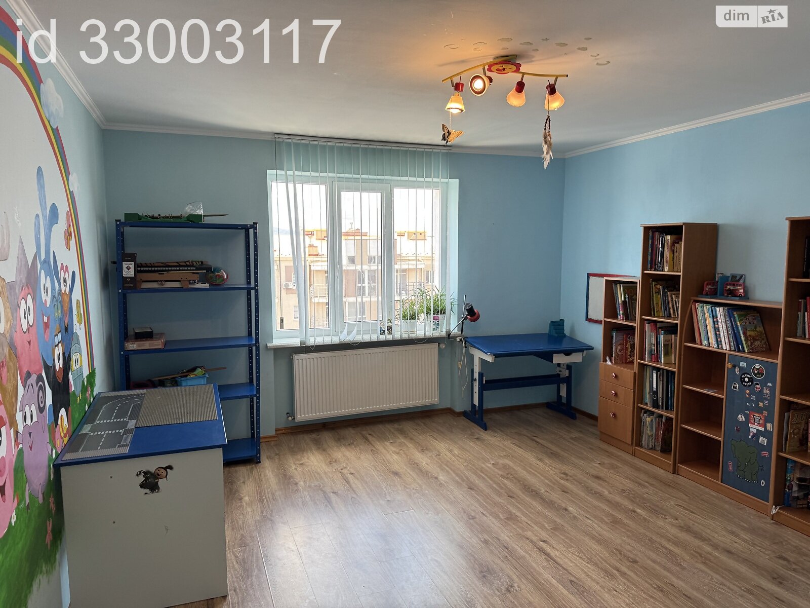 Продаж трикімнатної квартири в Чернівцях, на вул. Героїв Майдану 53, район Шевченківський фото 1 Продаж трикімнатної квартири в Чернівцях, на вул. Героїв Майдану 53, район Шевченківський фото 1