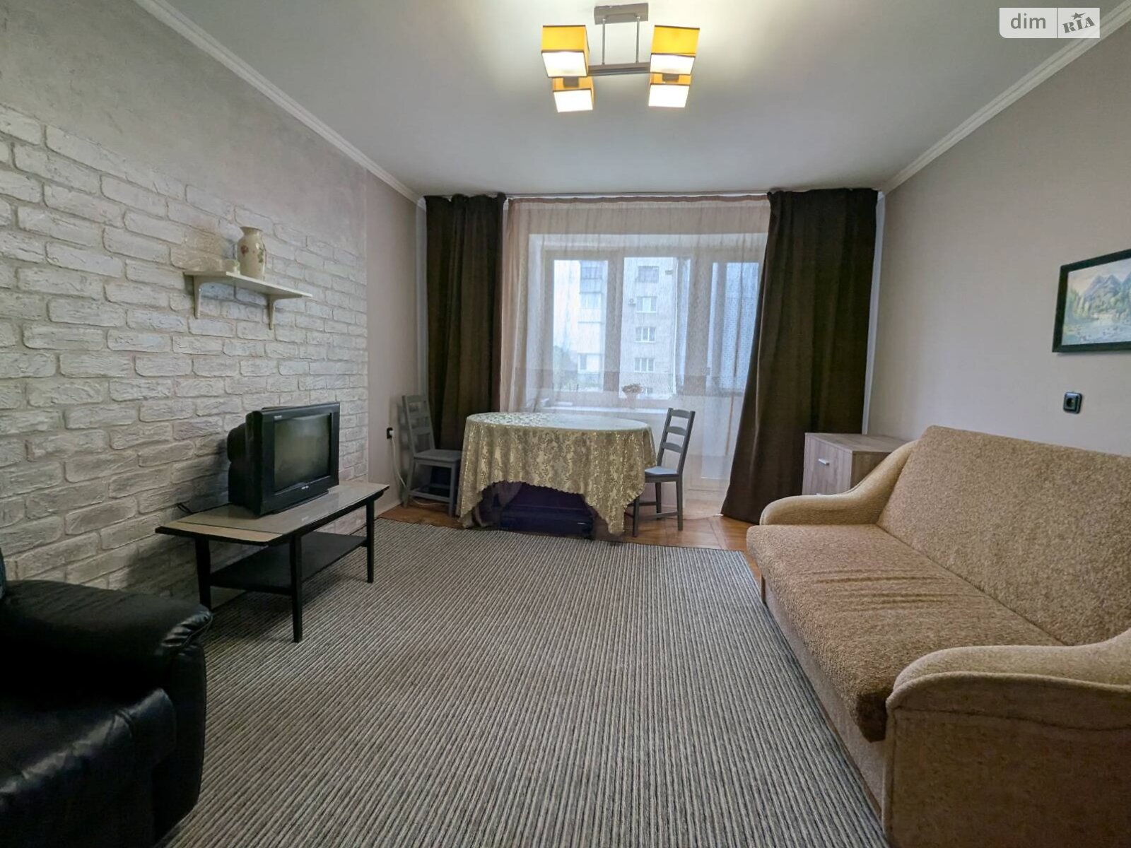 Продажа двухкомнатной квартиры в Черновцах, на ул. Героев Майдана 79, район Шевченковский фото 1 Продажа двухкомнатной квартиры в Черновцах, на ул. Героев Майдана 79, район Шевченковский фото 1