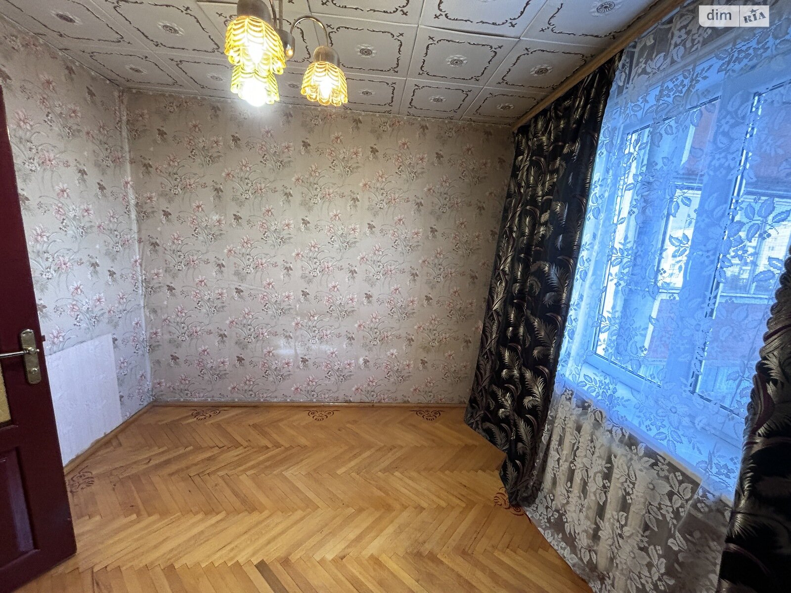 Продаж чотирикімнатної квартири в Чернівцях, на вул. Головна 279Г, район Шевченківський фото 1 Продаж чотирикімнатної квартири в Чернівцях, на вул. Головна 279Г, район Шевченківський фото 1