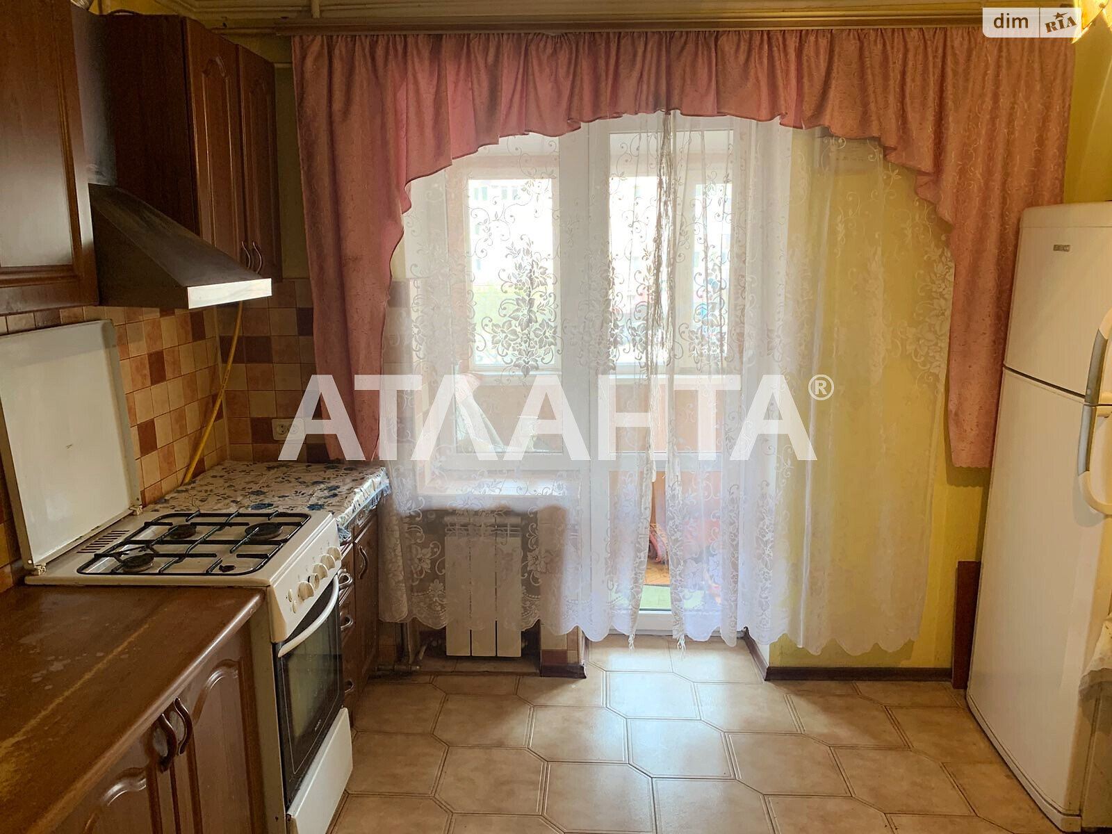 Продаж двокімнатної квартири в Чернівцях, на вул. Головна, район Шевченківський фото 1 Продаж двокімнатної квартири в Чернівцях, на вул. Головна, район Шевченківський фото 1