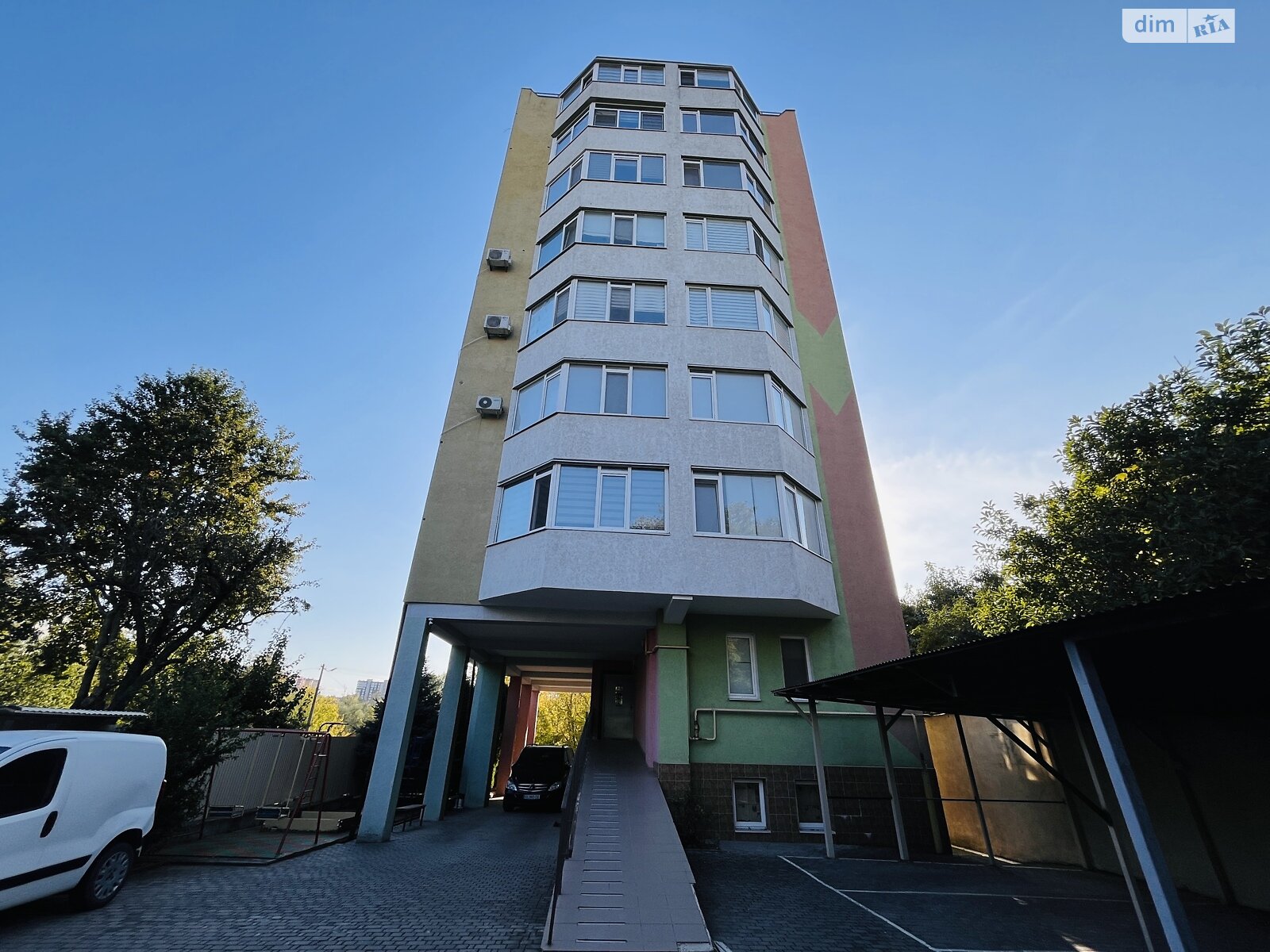 Продажа двухкомнатной квартиры в Черновцах, на ул. Каневская 30В, район Шевченковский фото 1 Продажа двухкомнатной квартиры в Черновцах, на ул. Каневская 30В, район Шевченковский фото 1