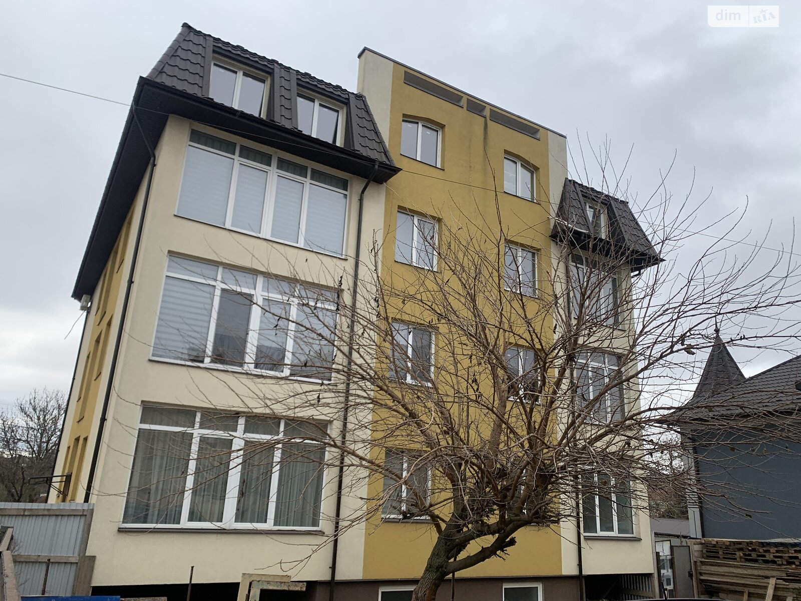 Продажа двухкомнатной квартиры в Черновцах, на ул. Киевская 38Б, кв. 7, район Шевченковский фото 1 Продажа двухкомнатной квартиры в Черновцах, на ул. Киевская 38Б, кв. 7, район Шевченковский фото 1
