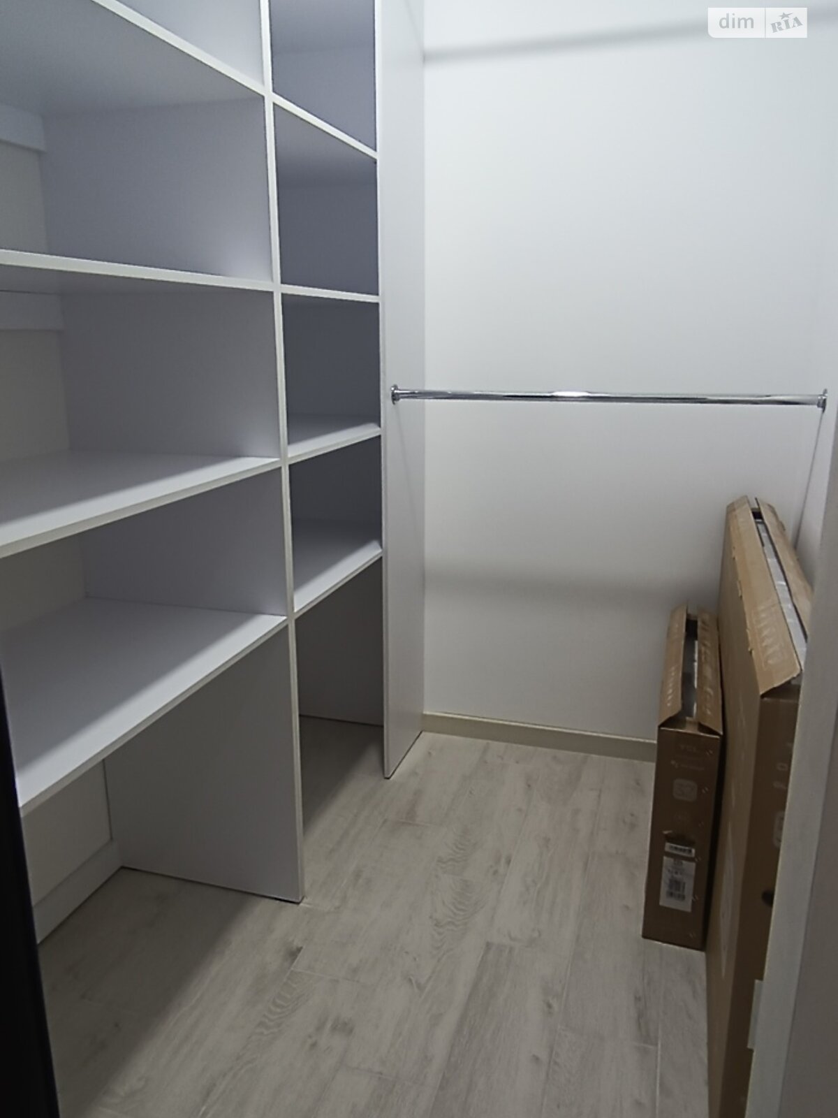 Продаж однокімнатної квартири в Чернівцях, на вул. Київська, район Шевченківський фото 1